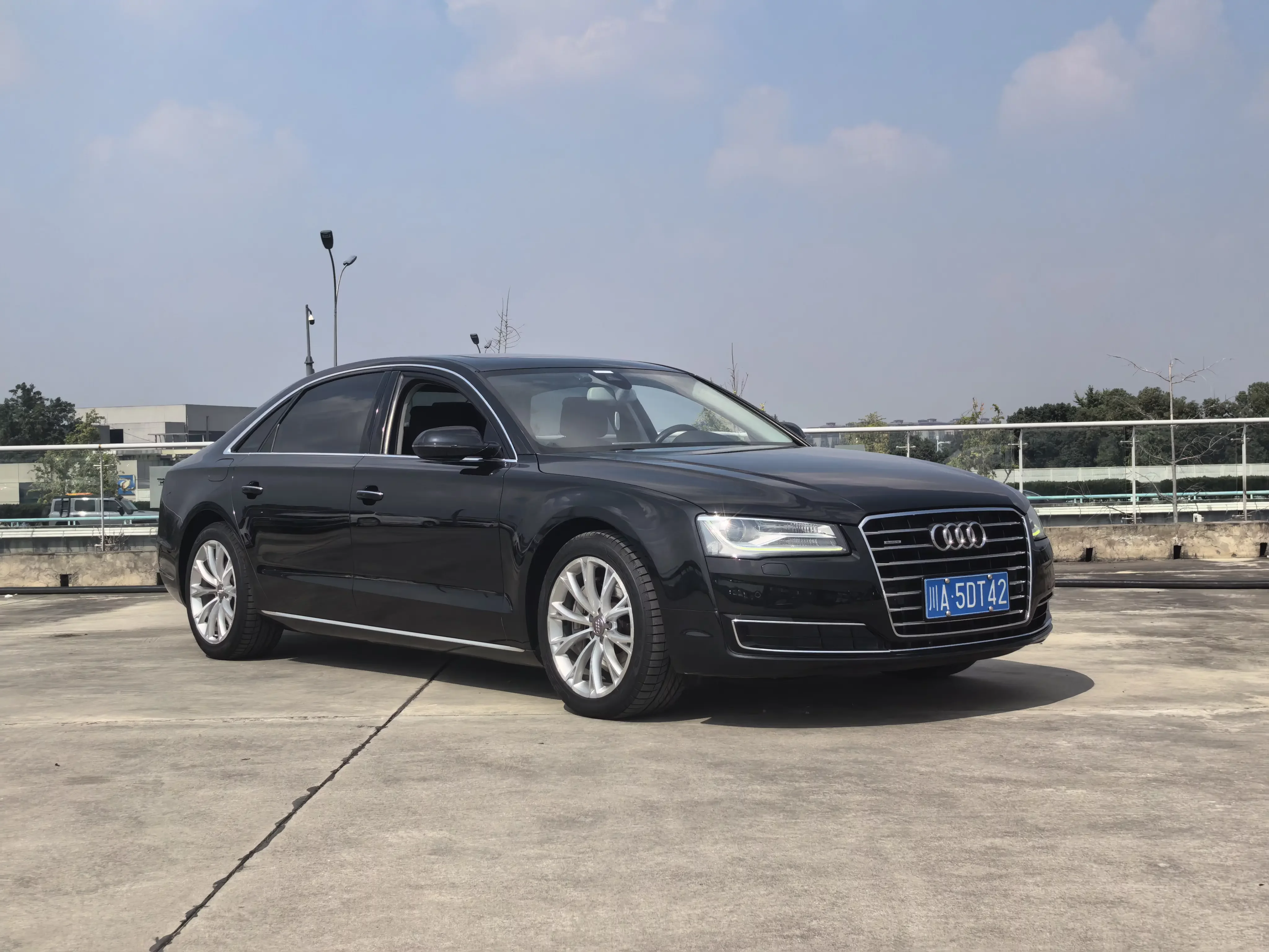 Audi A8