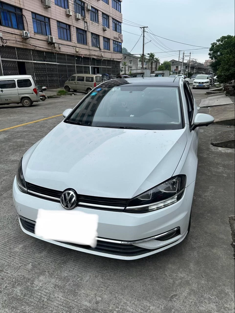 Volkswagen Golf