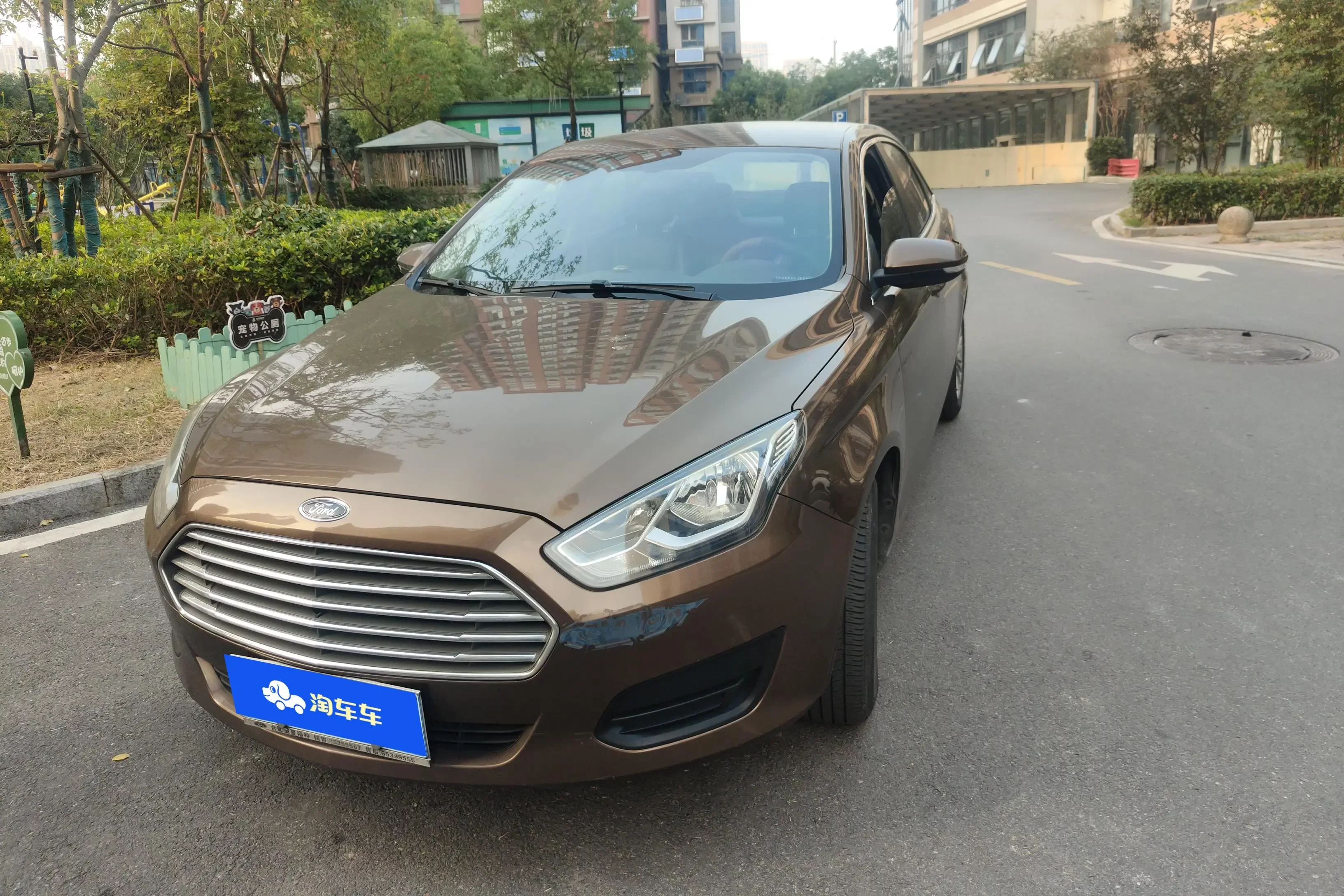 Ford Forrest  из Китая