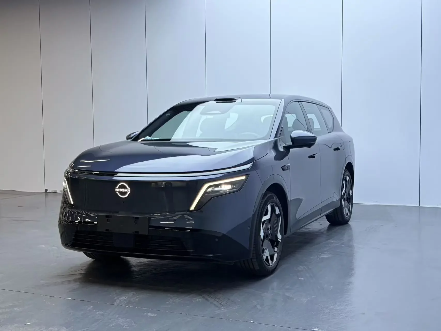 Nissan NX8  из Китая