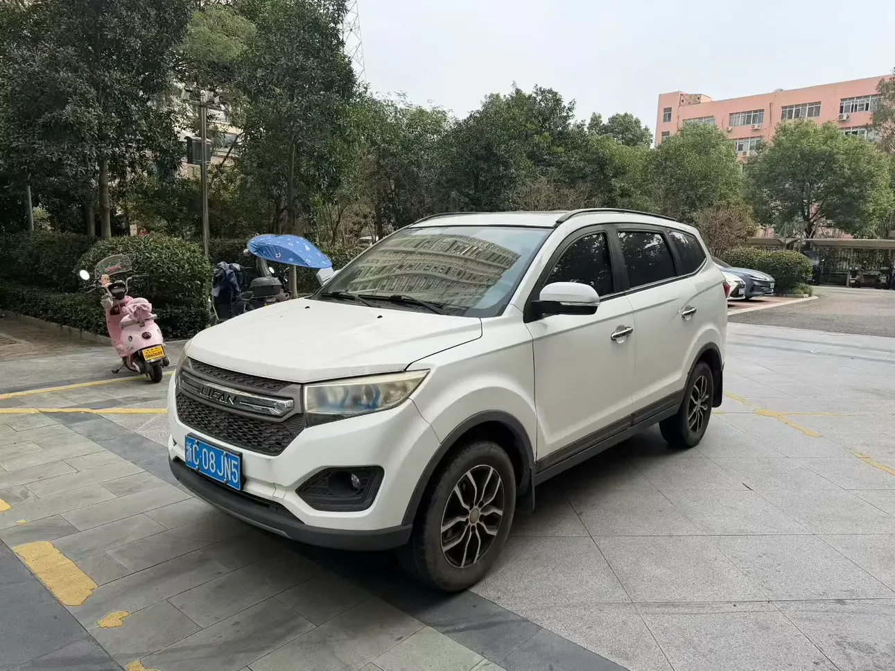 Lifan Maiwei  из Китая