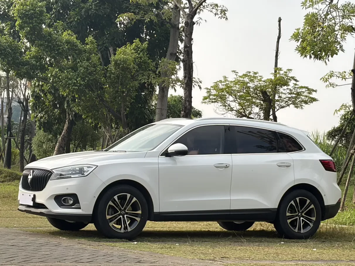 Borgward BX7  из Китая