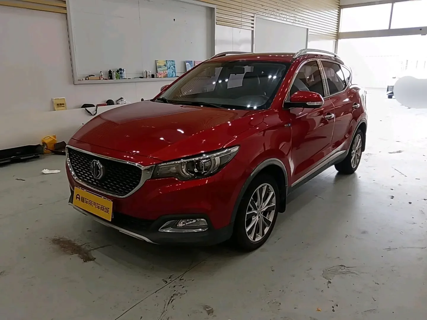 MG ZS  из Китая