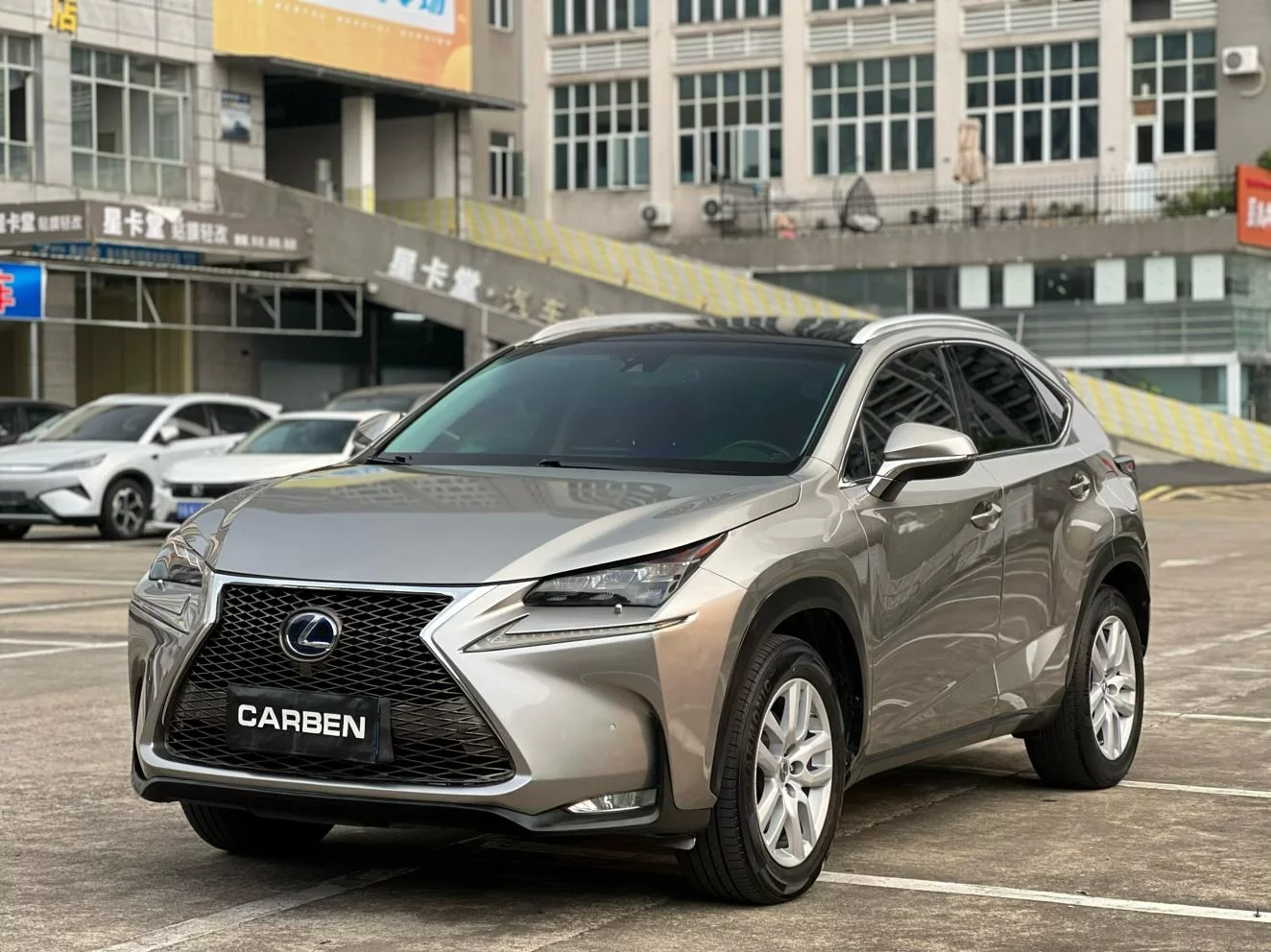 Lexus NX  из Китая
