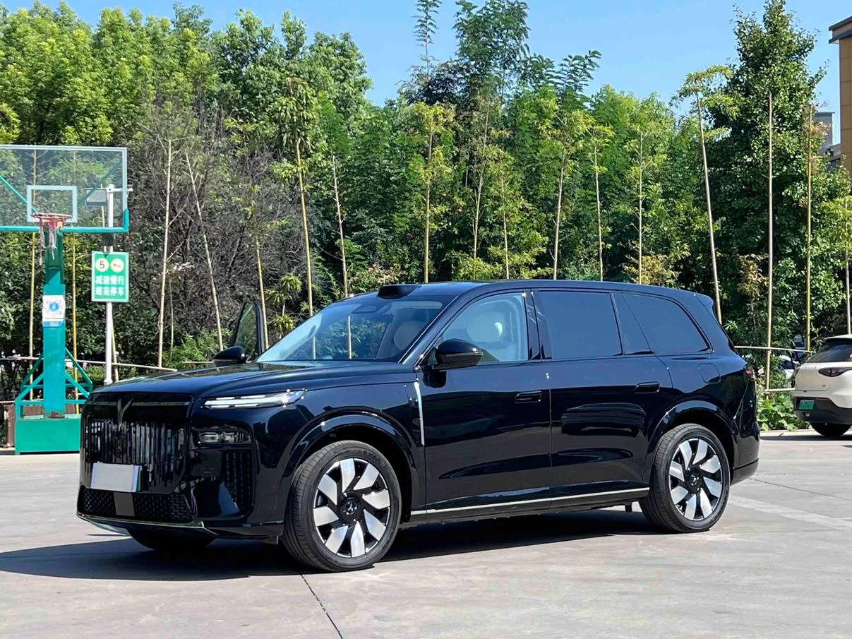 Voyah Lantu Taishan X8 PHEV