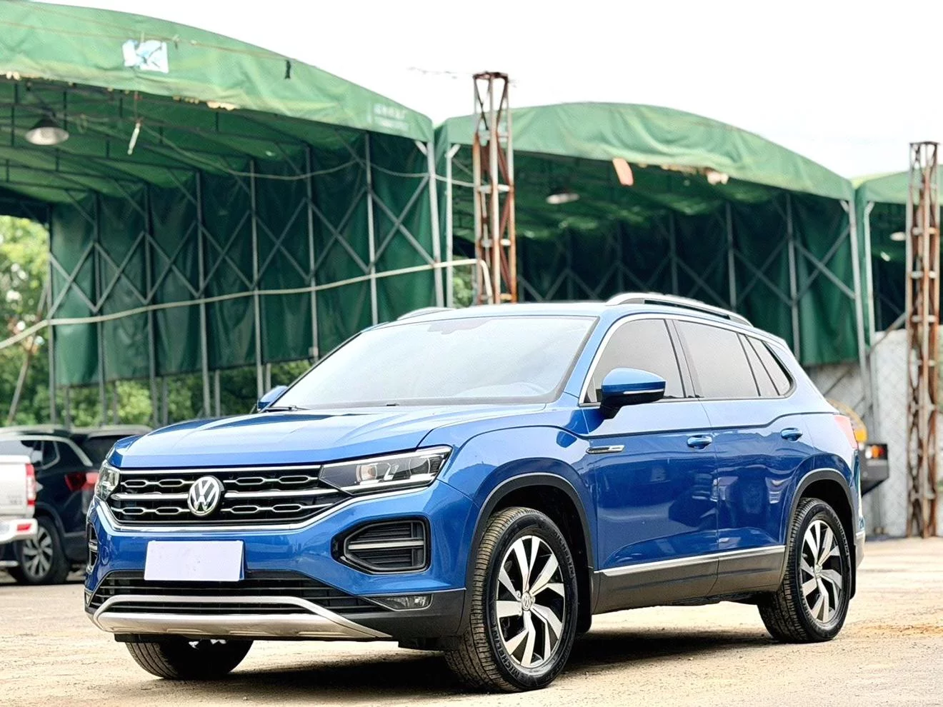 Volkswagen Tayron  из Китая