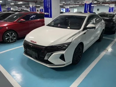 Dongfeng Yixuan MAX
