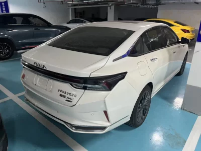 Dongfeng Yixuan MAX