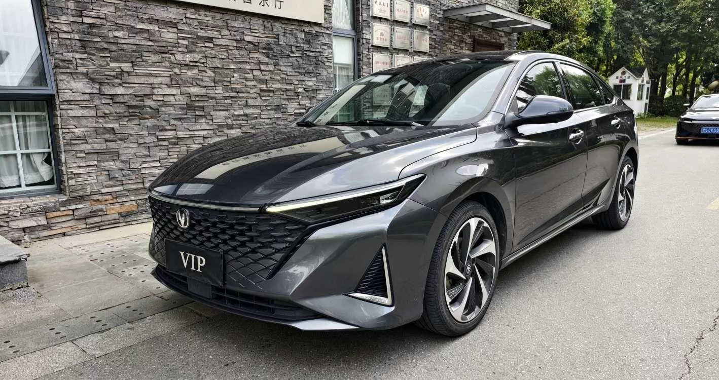 CHANGAN RAETON PLUS