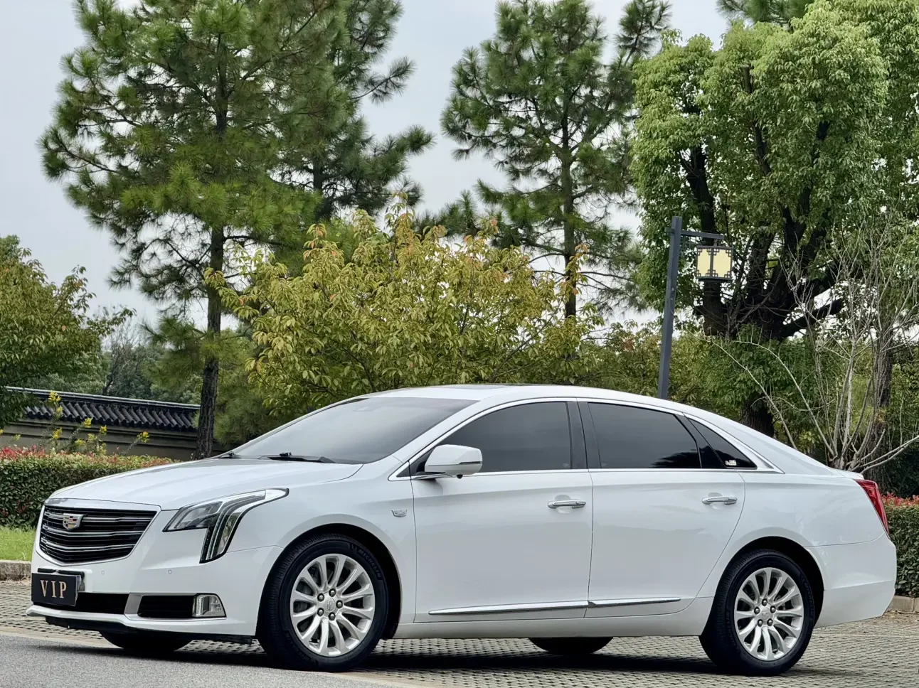 Cadillac XTS