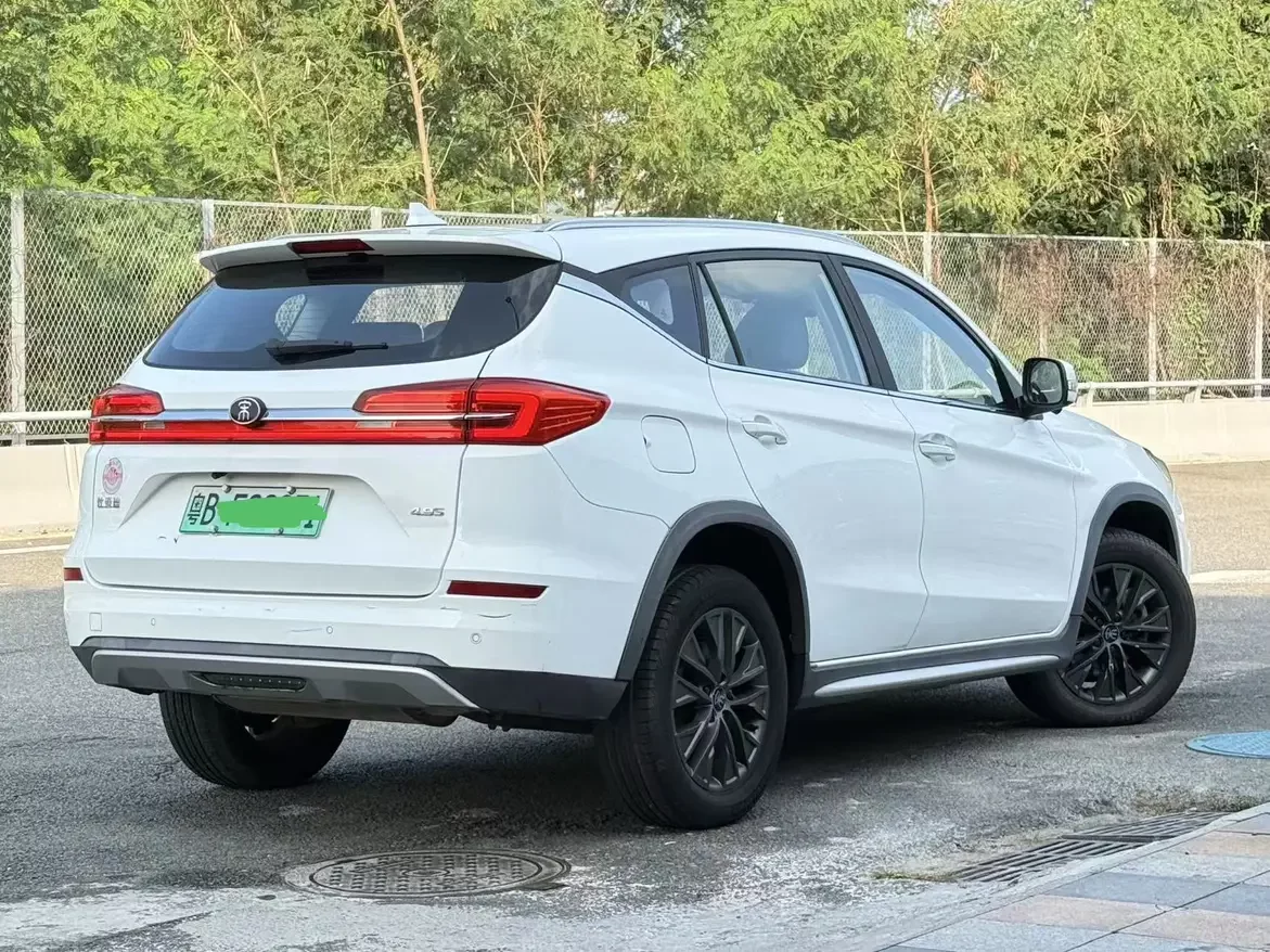 BYD Song DM
