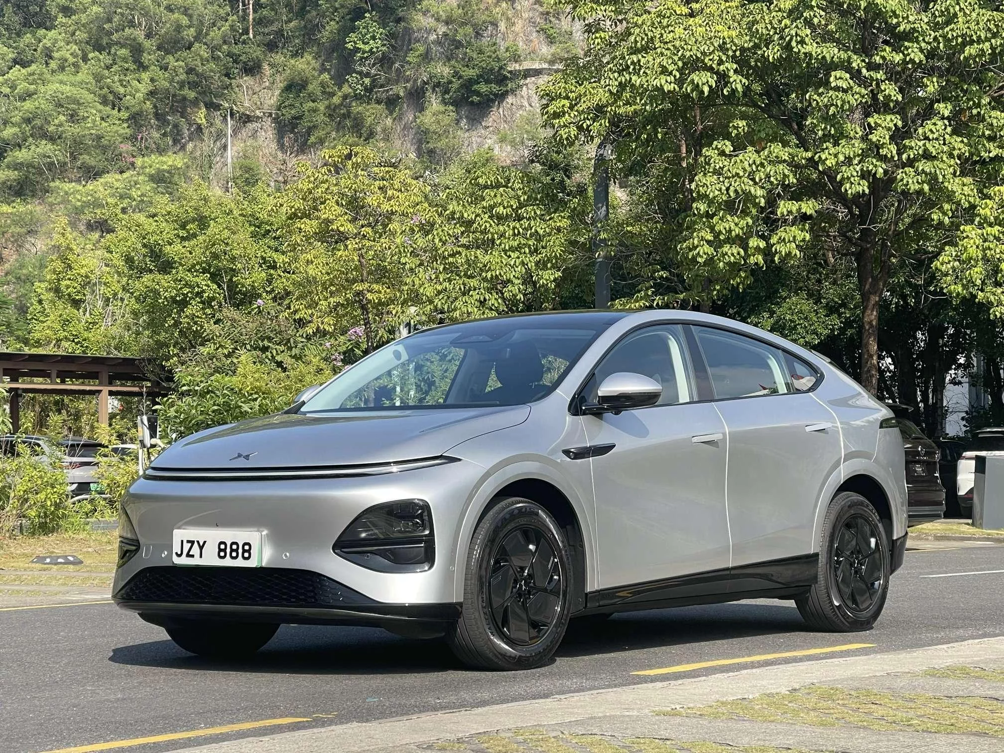 XPeng G6