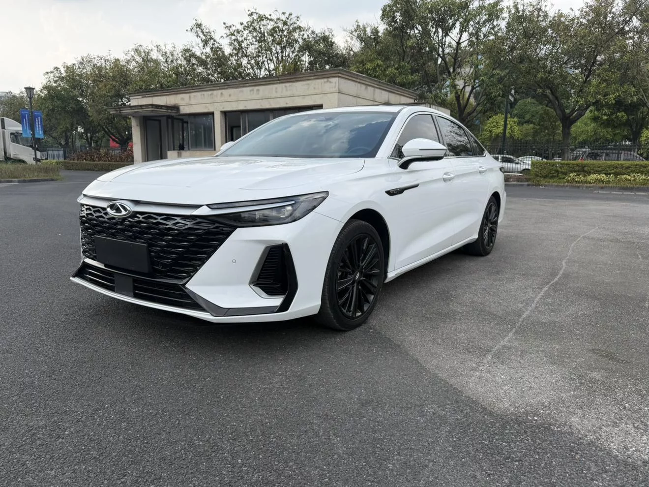 Chery Arrizo 8