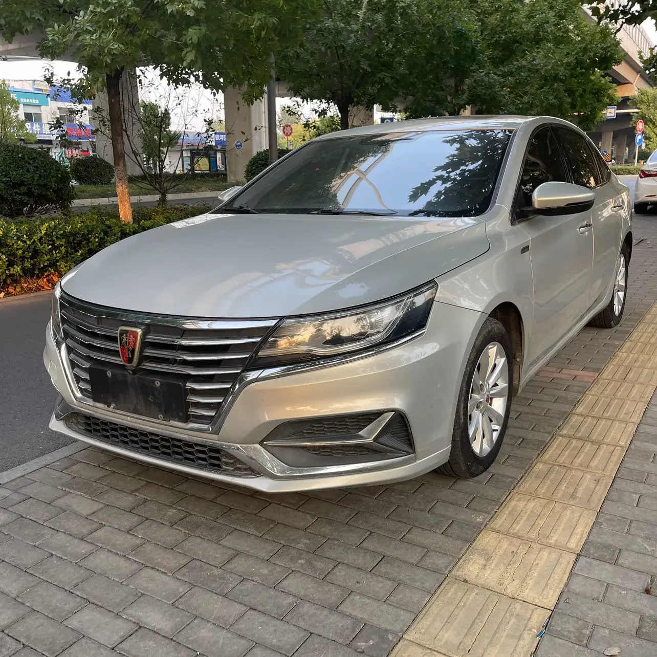 Roewe ei6