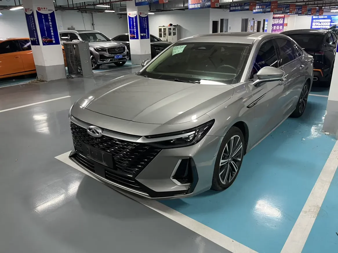 Chery Arrizo 8