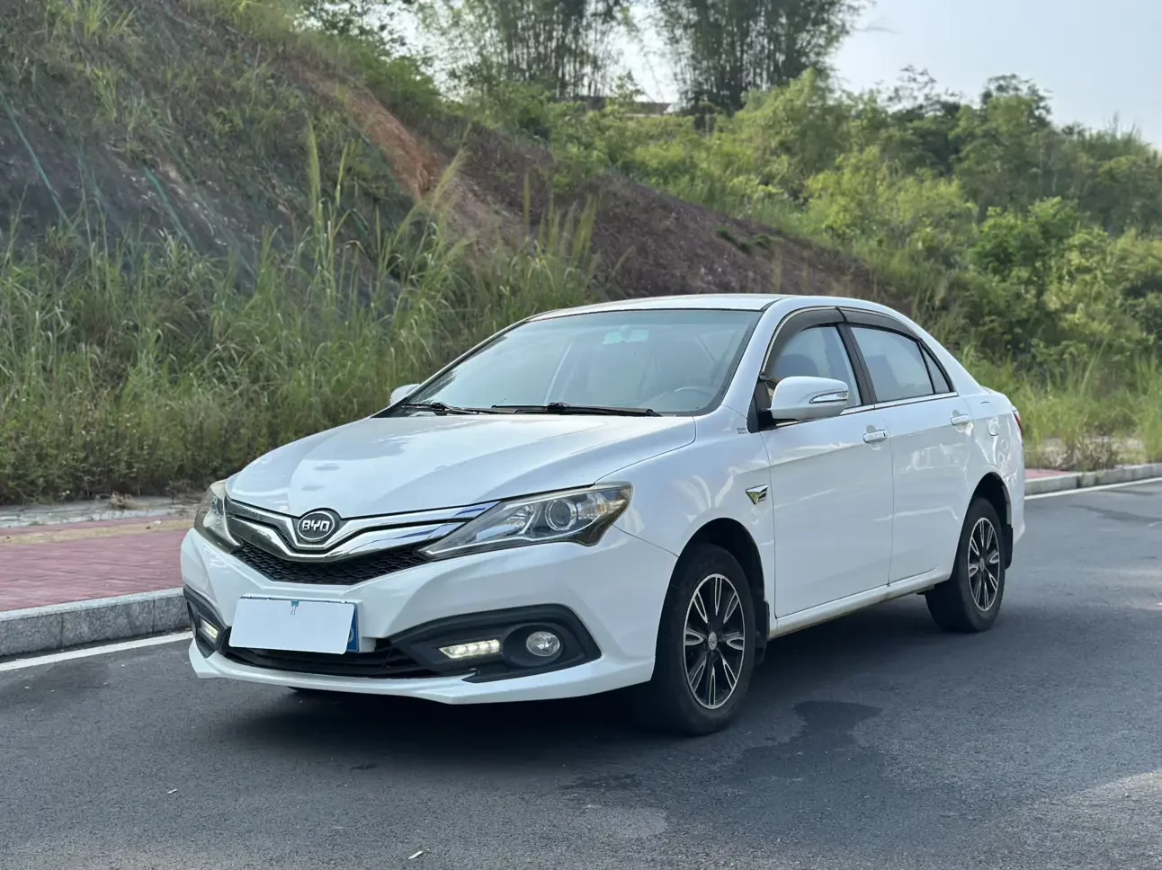 BYD F3