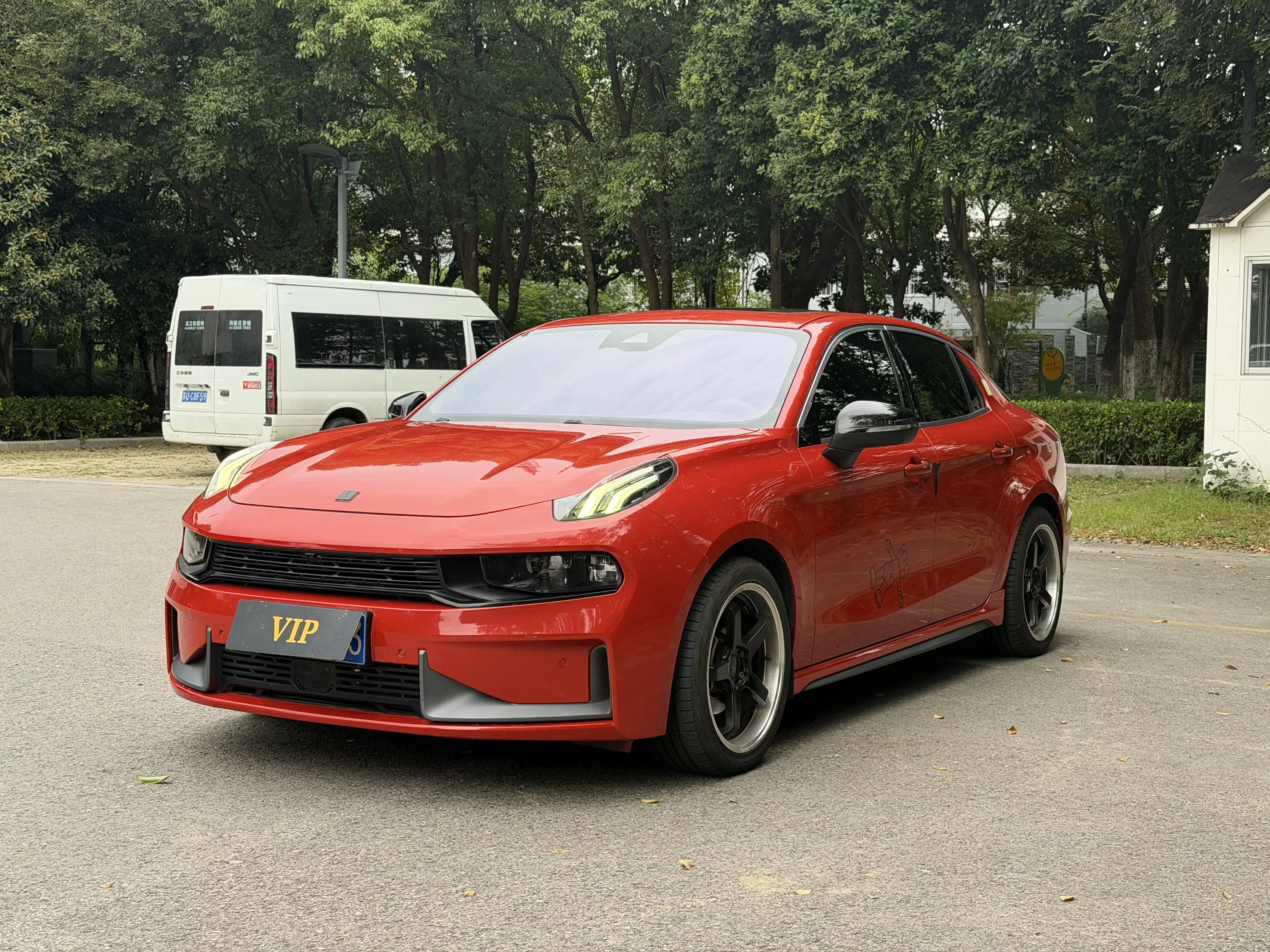 Lynk & Co 03