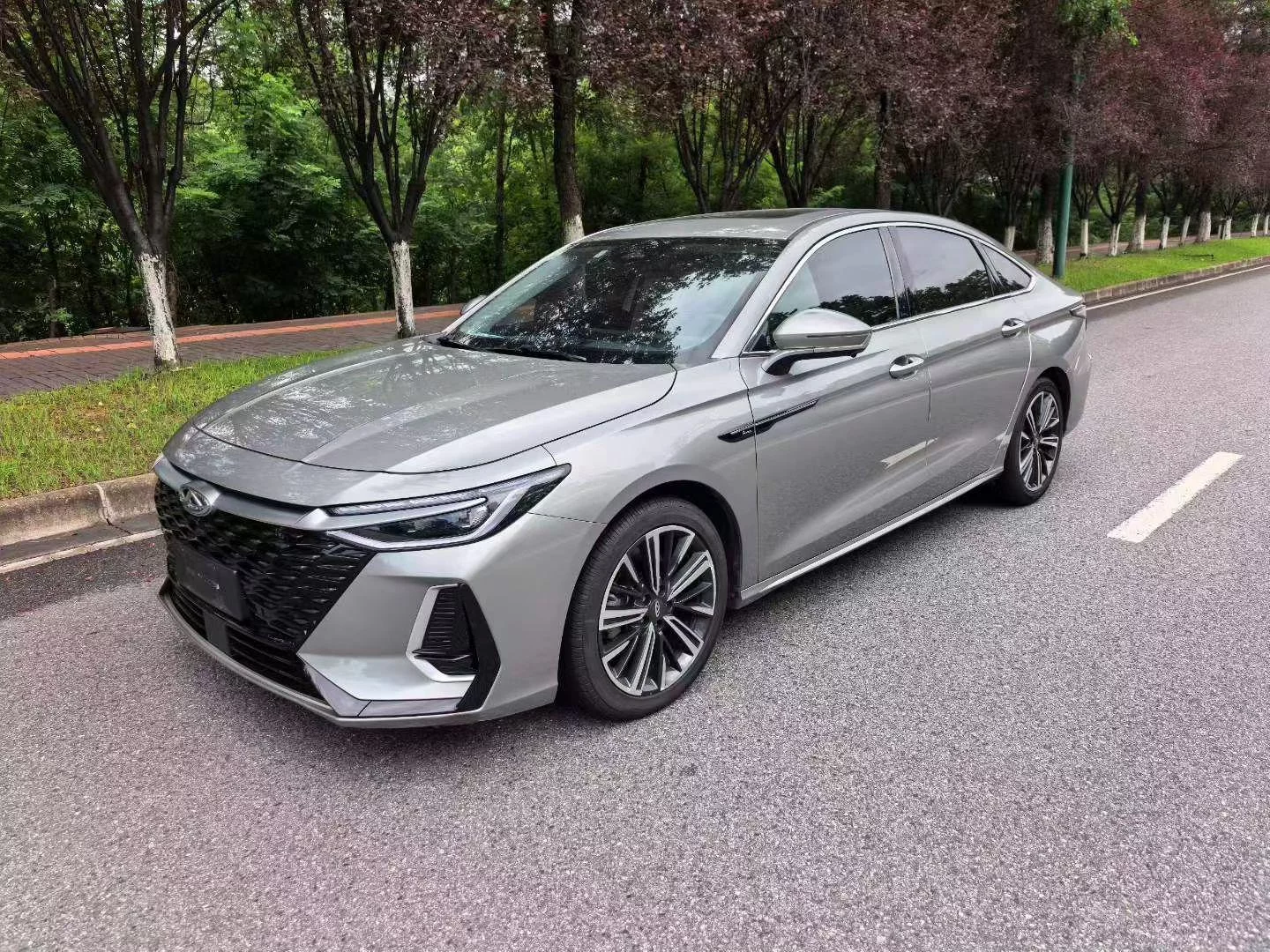 Chery Arrizo 8