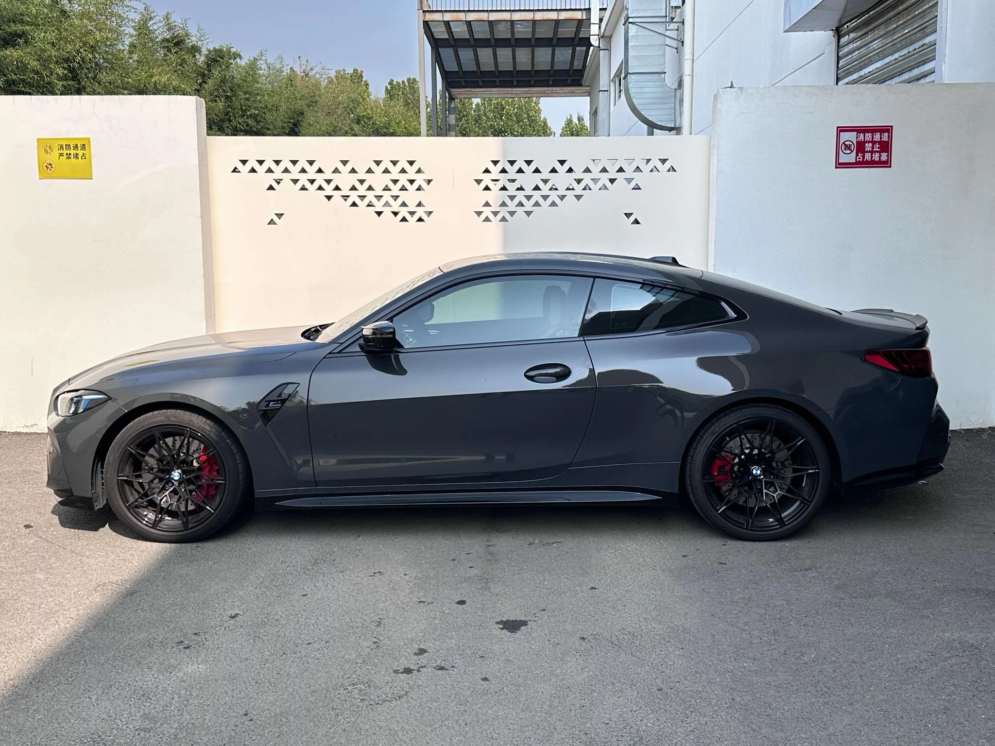 BMW M4