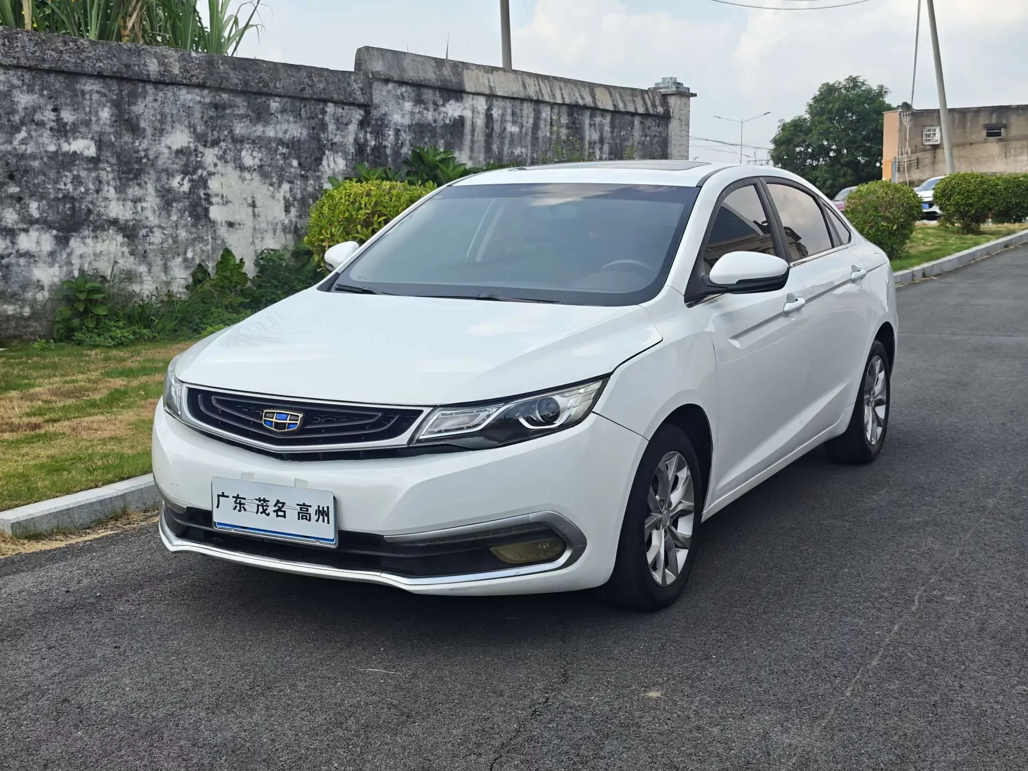 Geely Emgrand GL