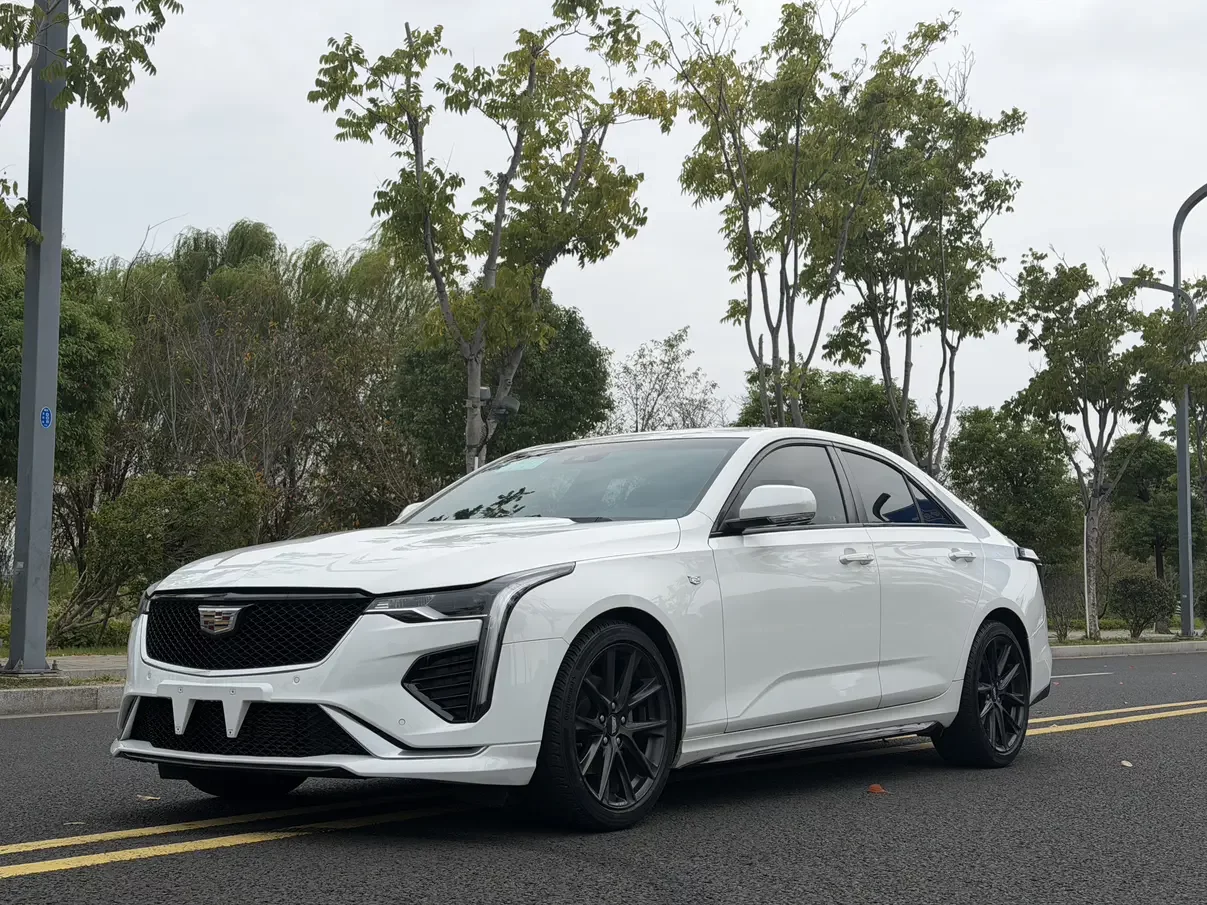 Cadillac CT4