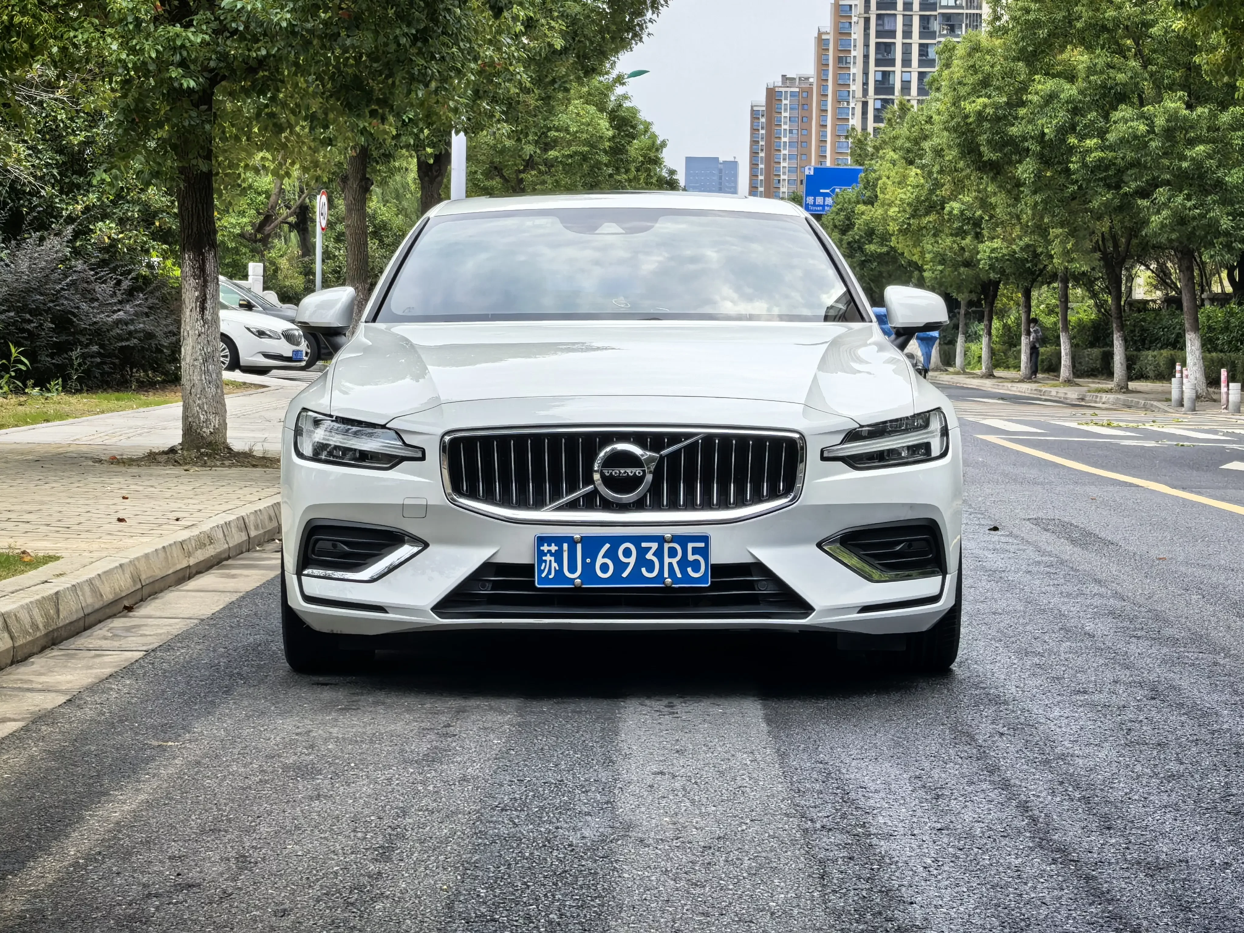 Volvo S60