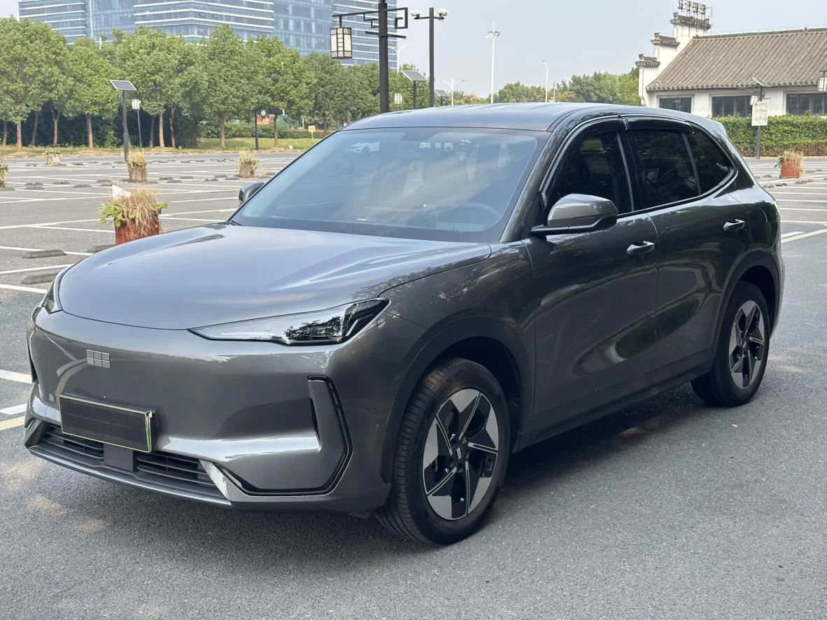 Geely Galaxy E5