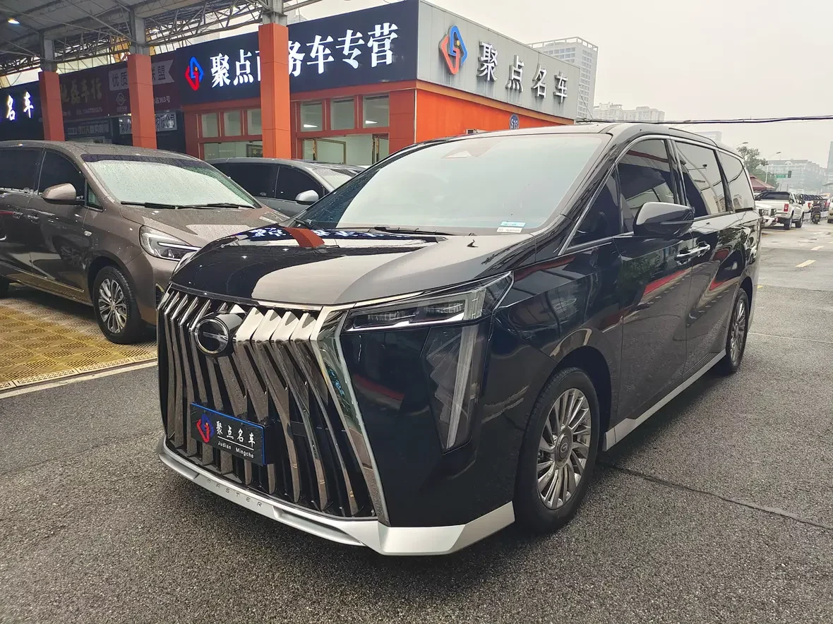 GAC Trumpchi M8