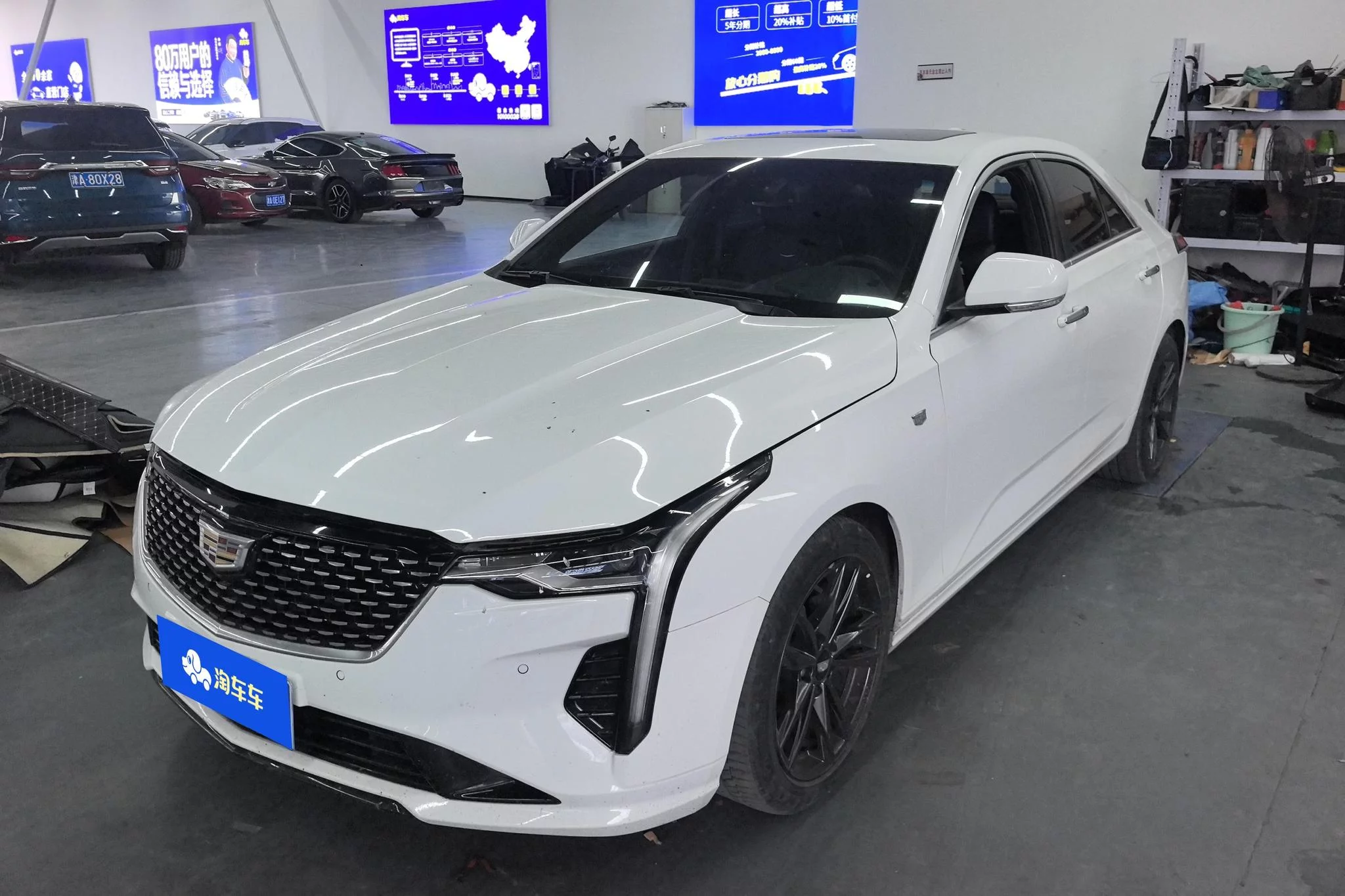 Cadillac CT4
