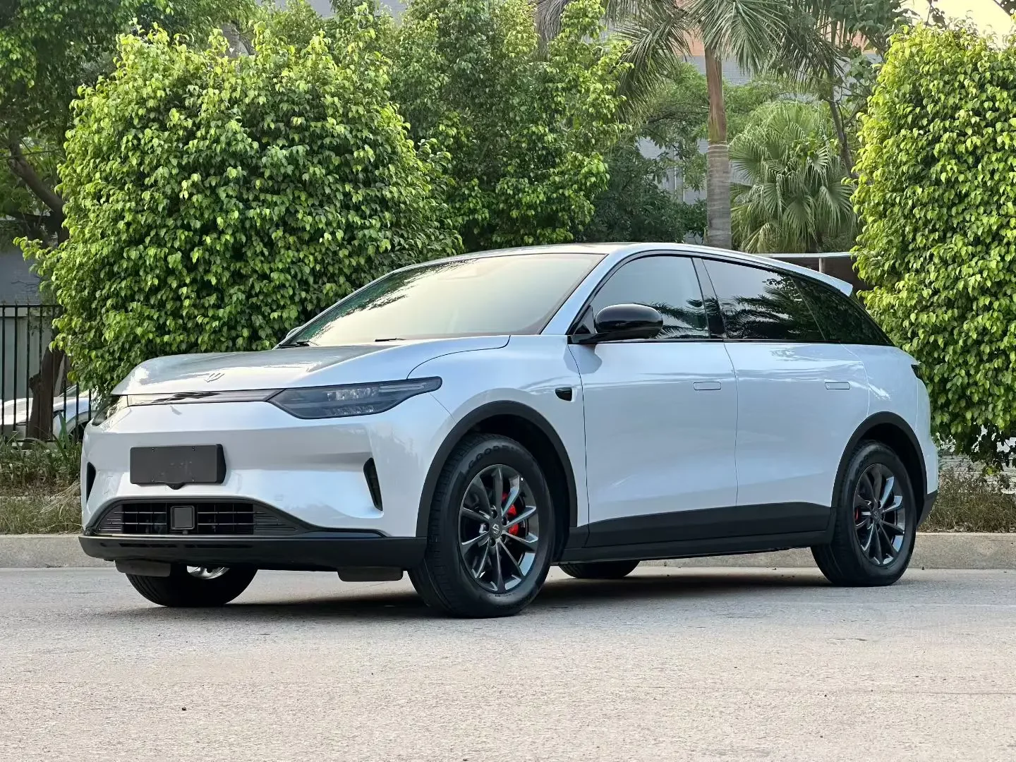 Leapmotor C11
