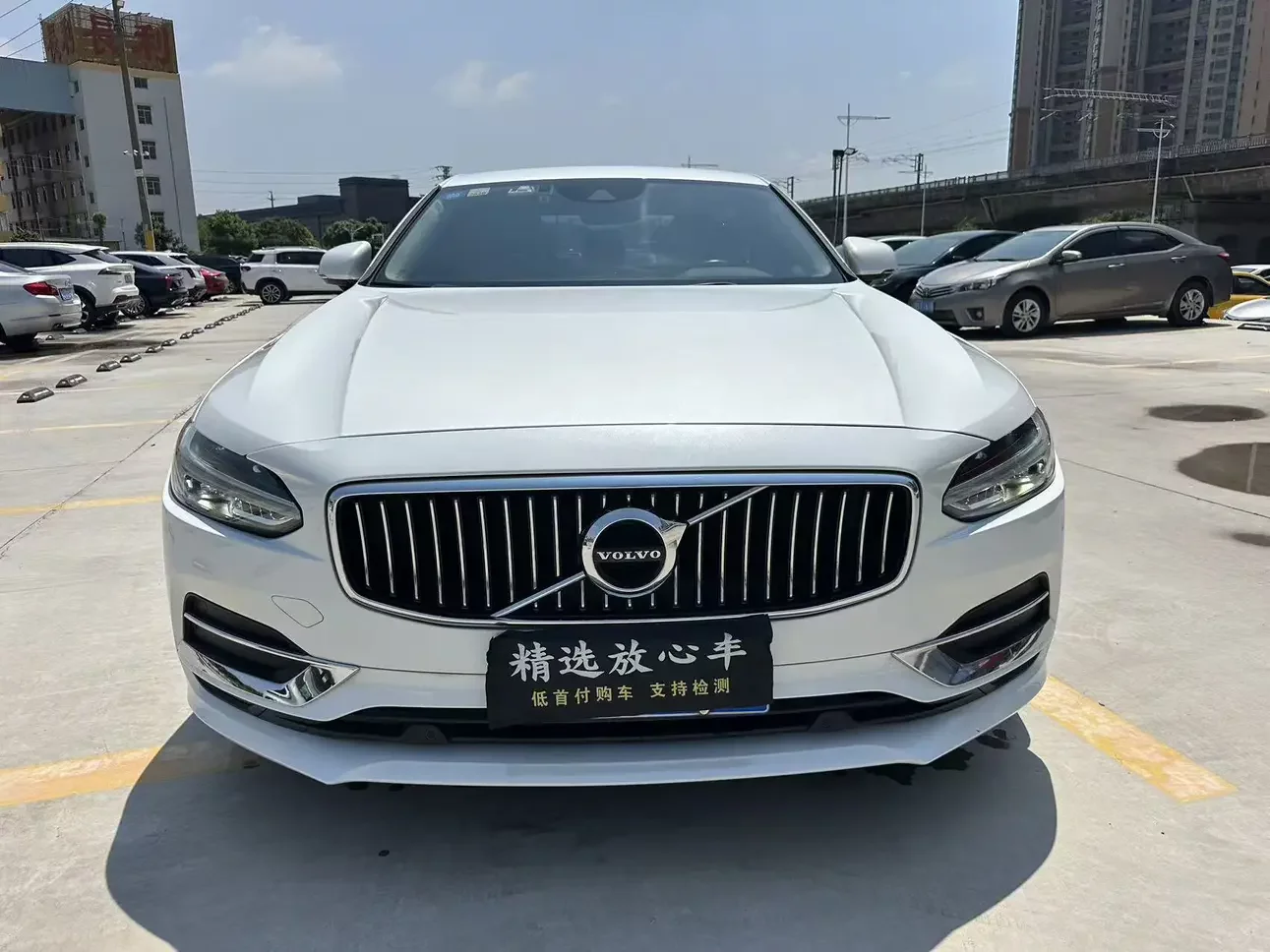 Volvo S90