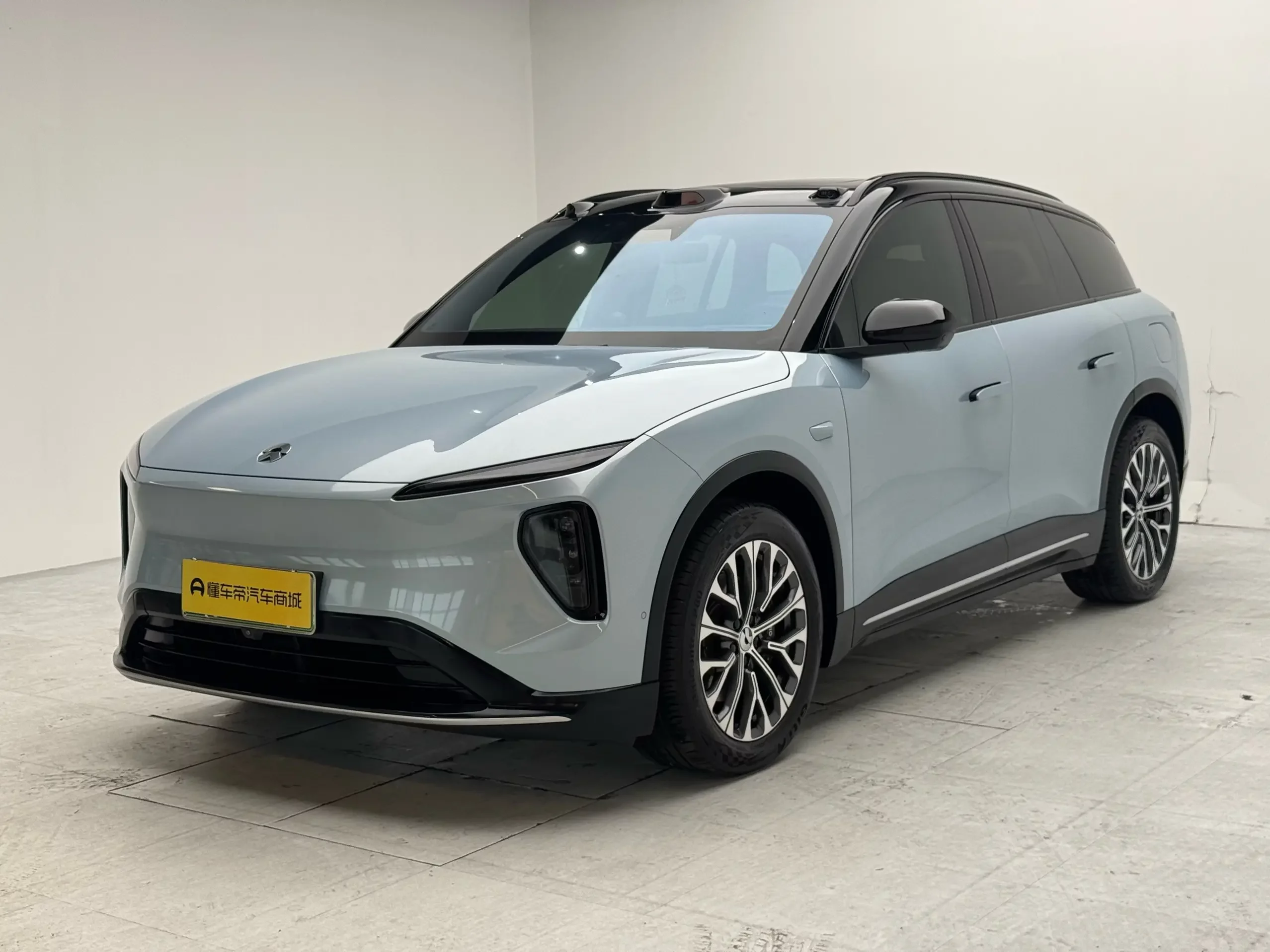 NIO ES6