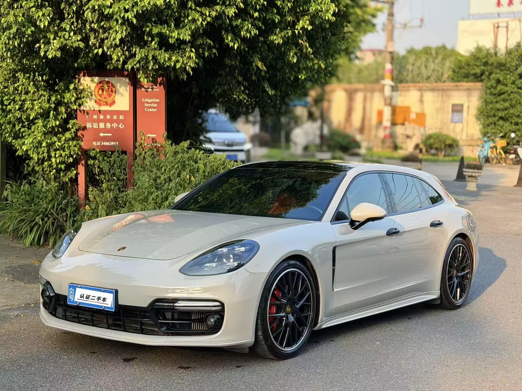 Porsche Panamera