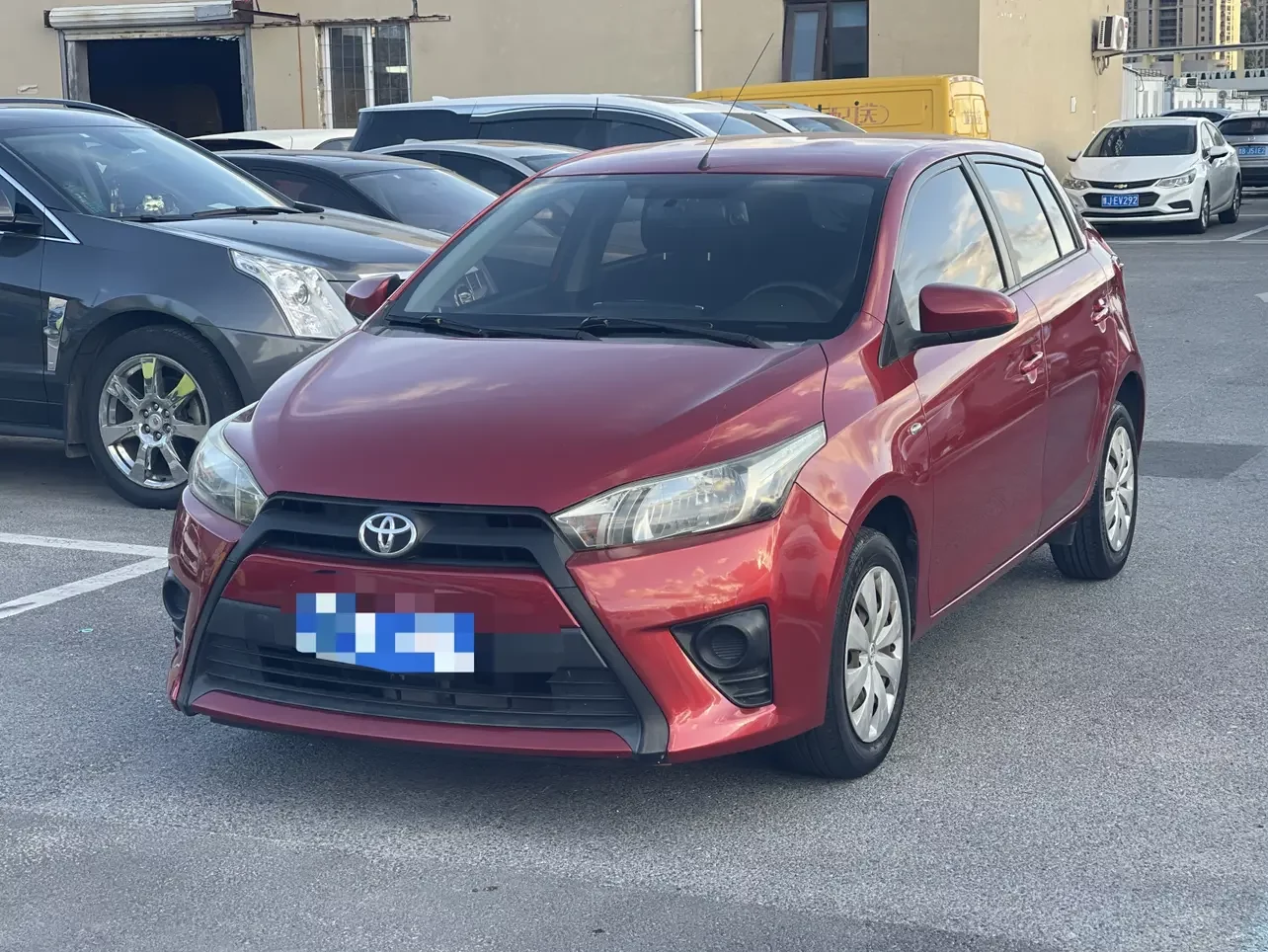Toyota Yaris L