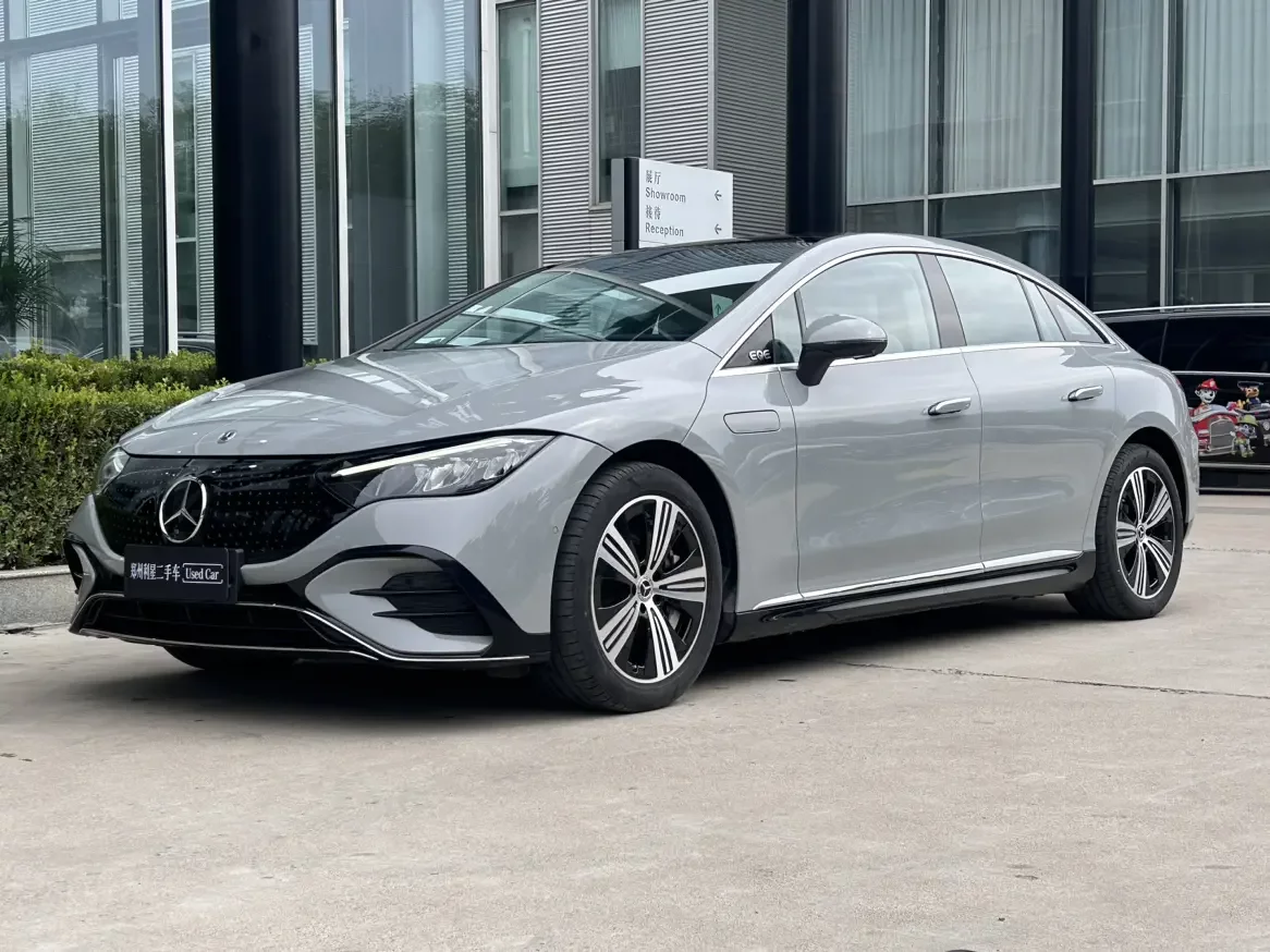 Mercedes-Benz EQE