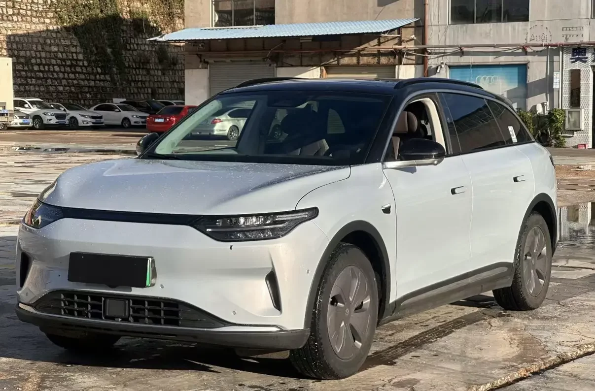 Leapmotor C11