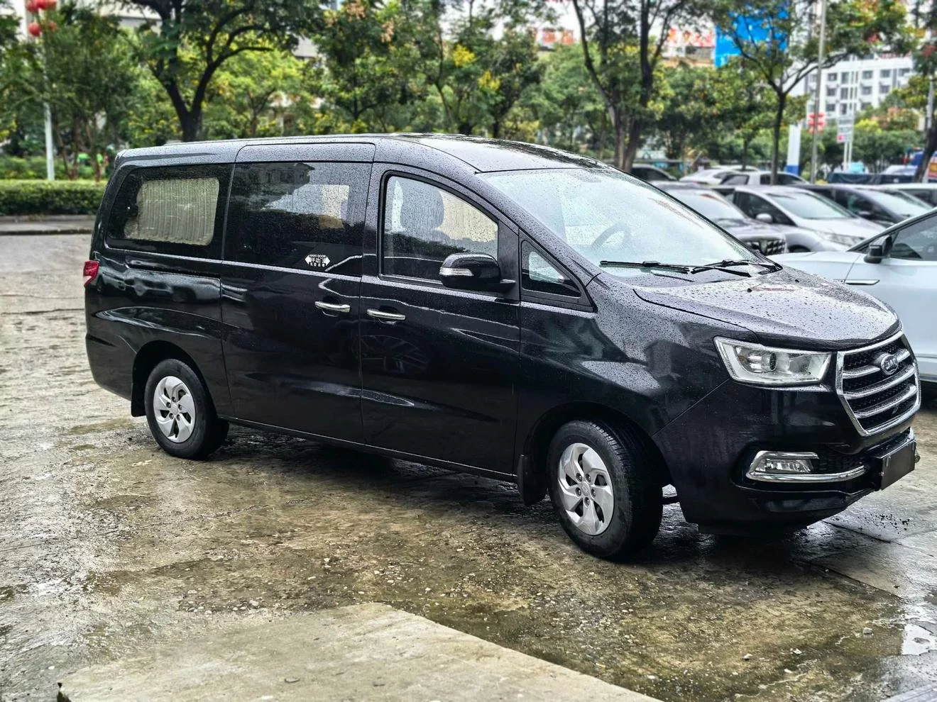 JAC Ruifeng M4