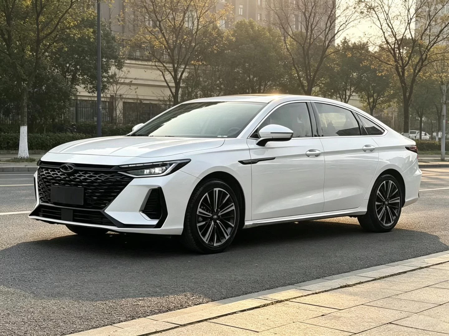 Chery Arrizo 8