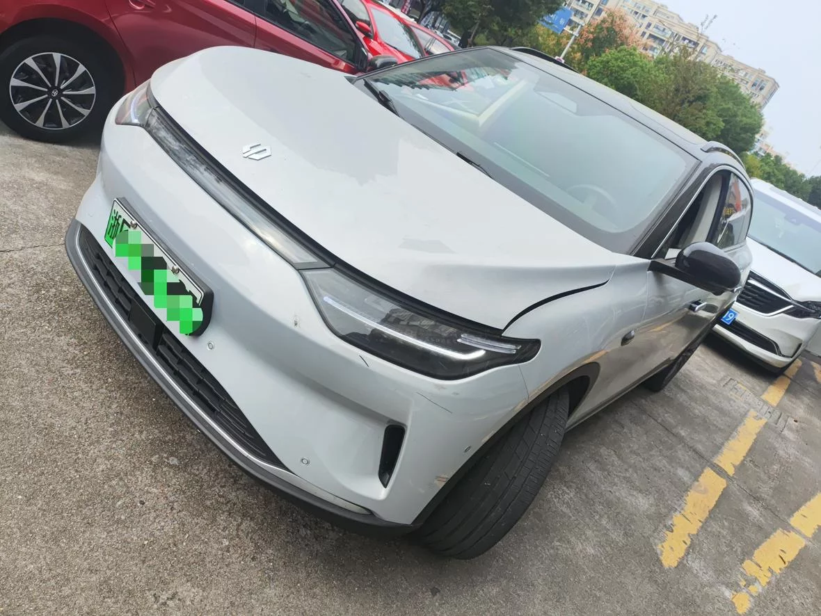 Leapmotor C11