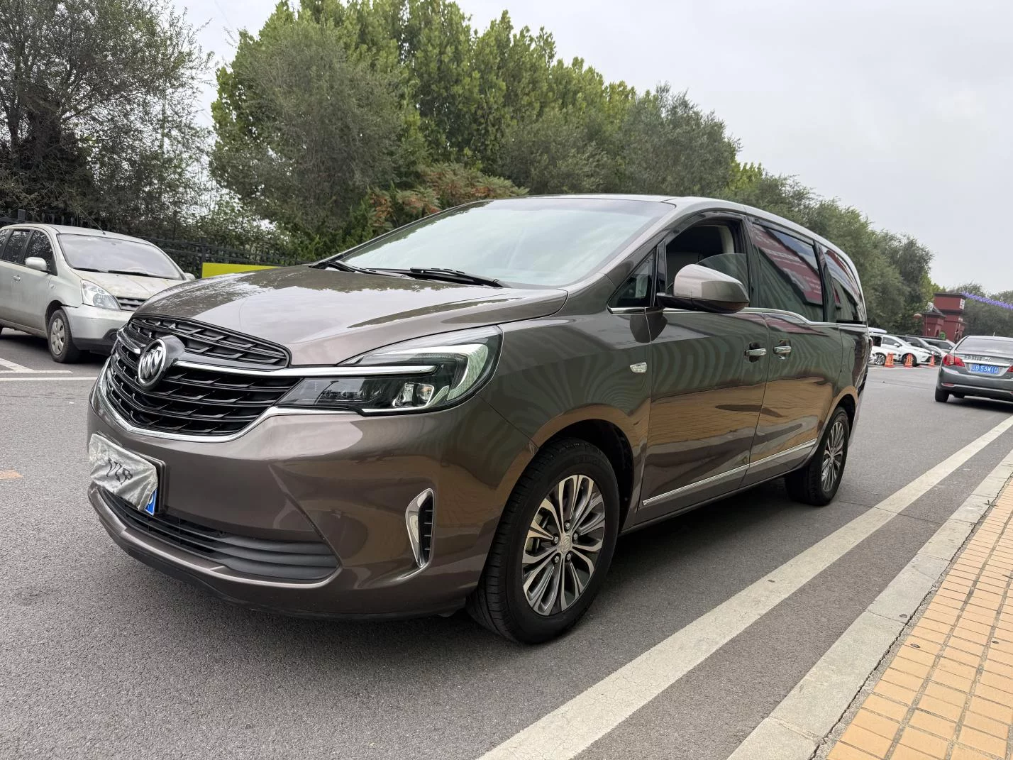 Buick GL8