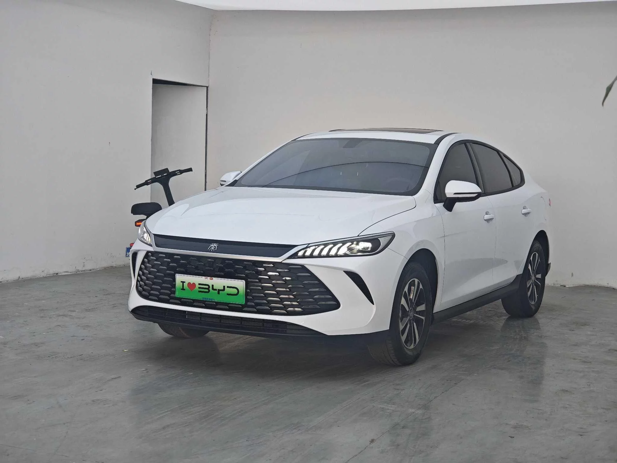 BYD Qin PLUS DM