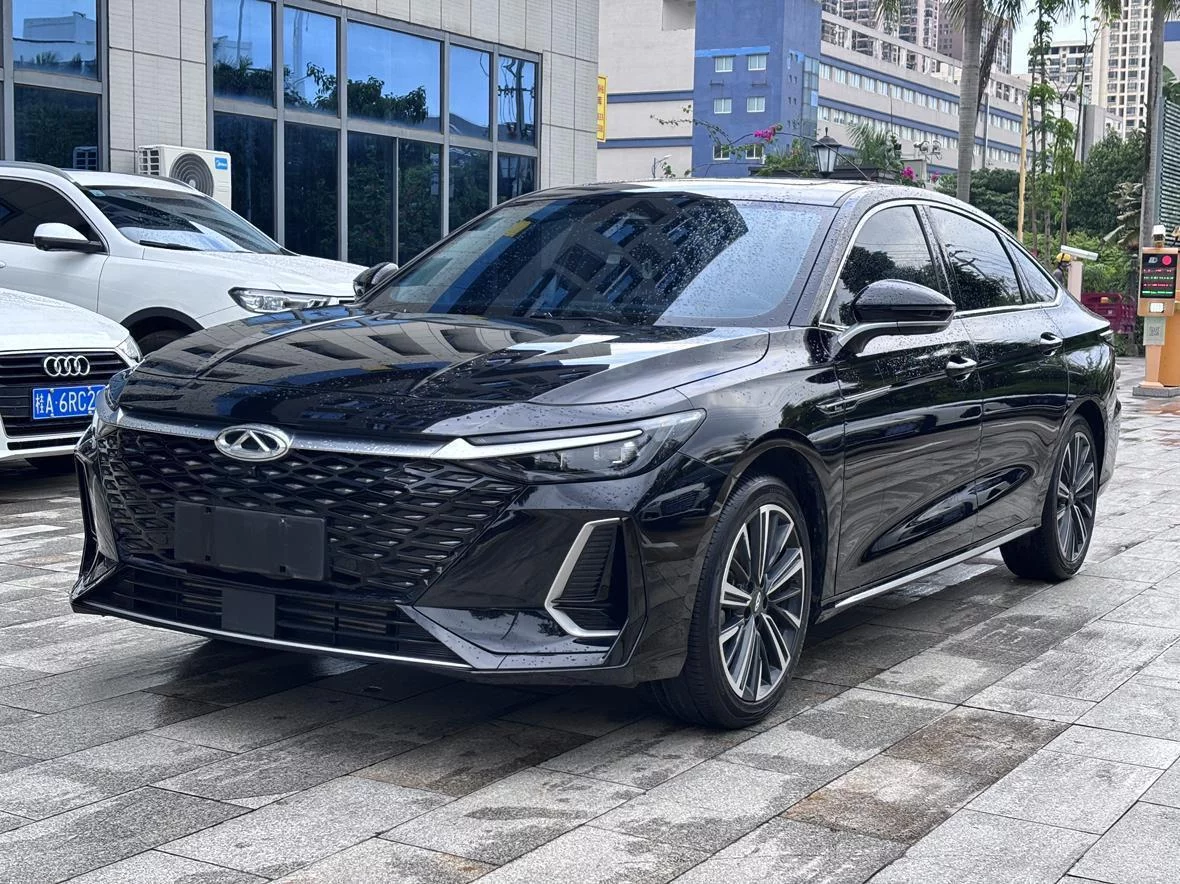 Chery Arrizo 8