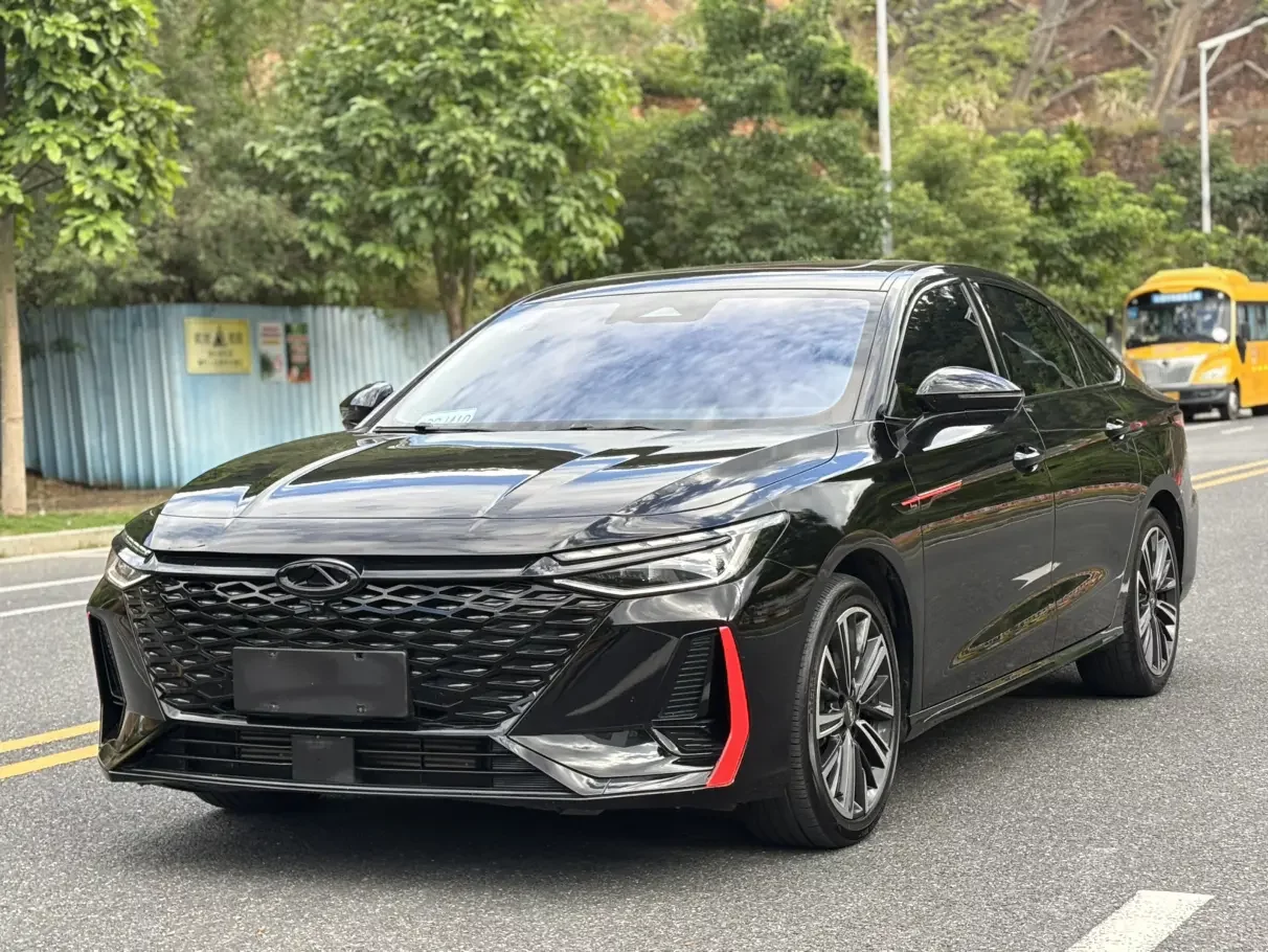 Chery Arrizo 8