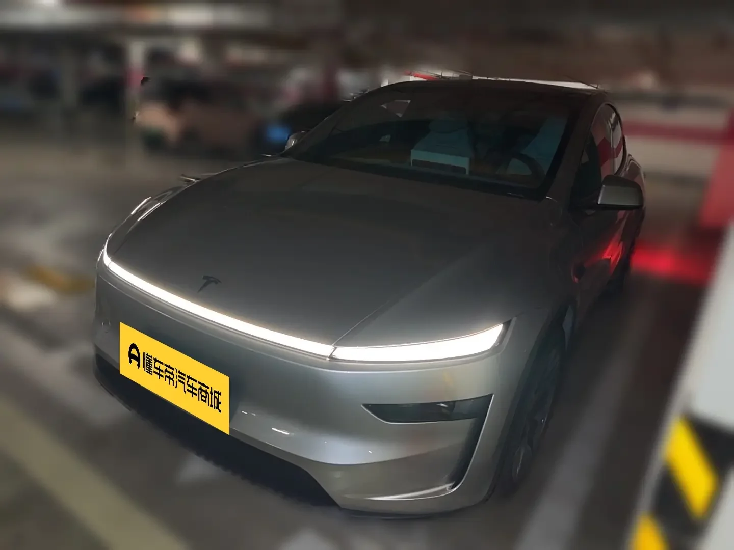 Tesla Model Y L