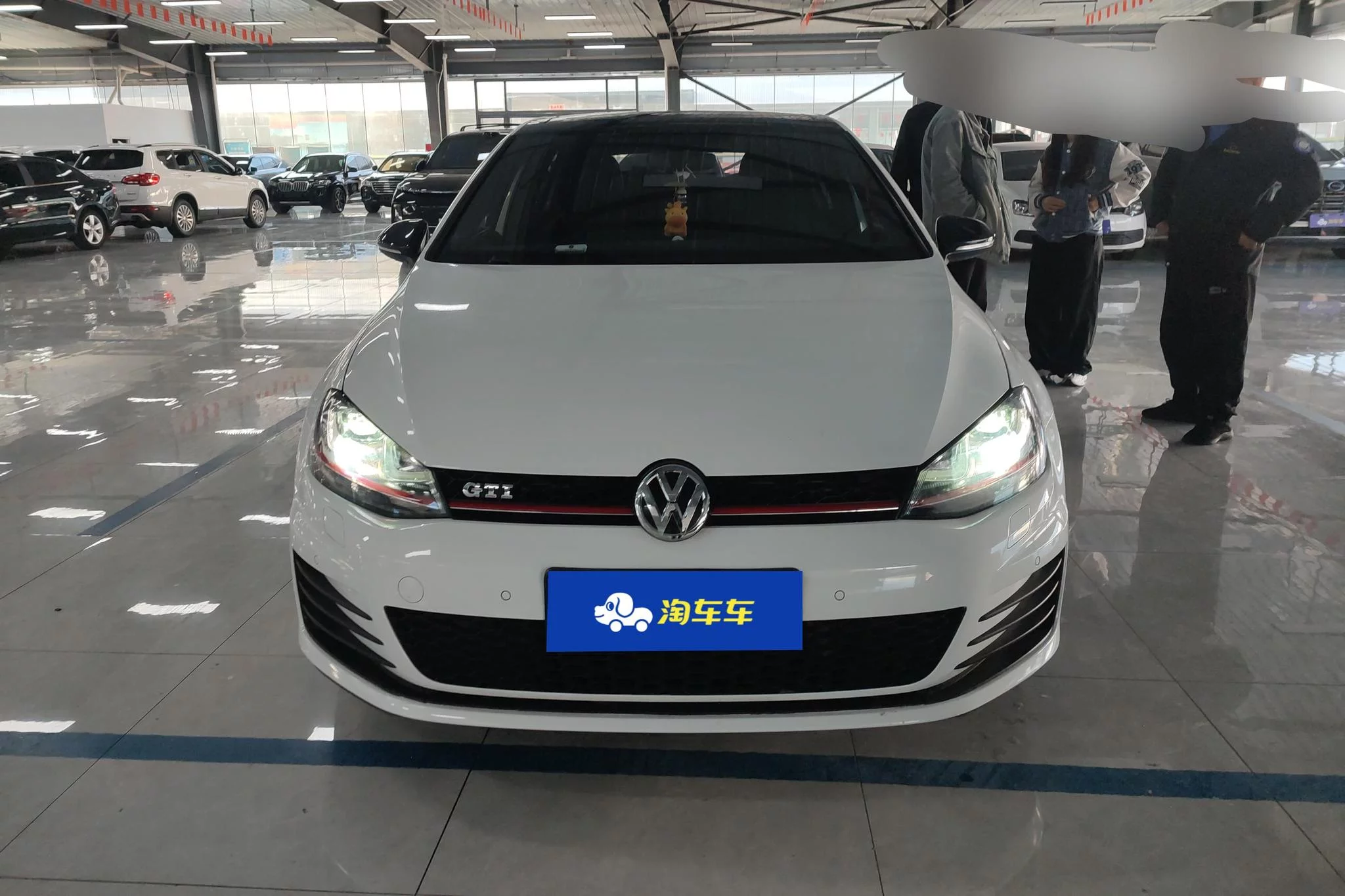Volkswagen Golf GTI