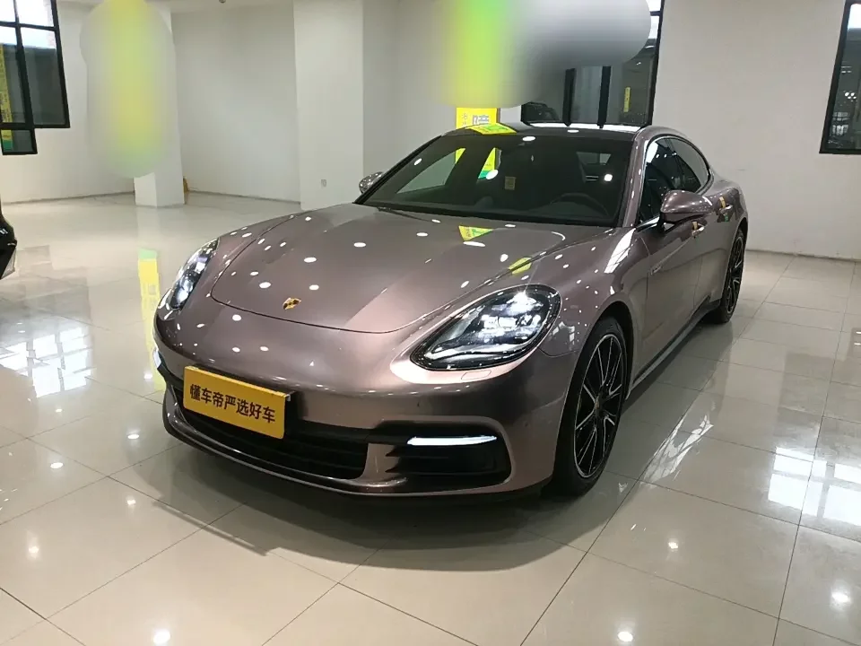 Porsche Panamera E-Hybrid