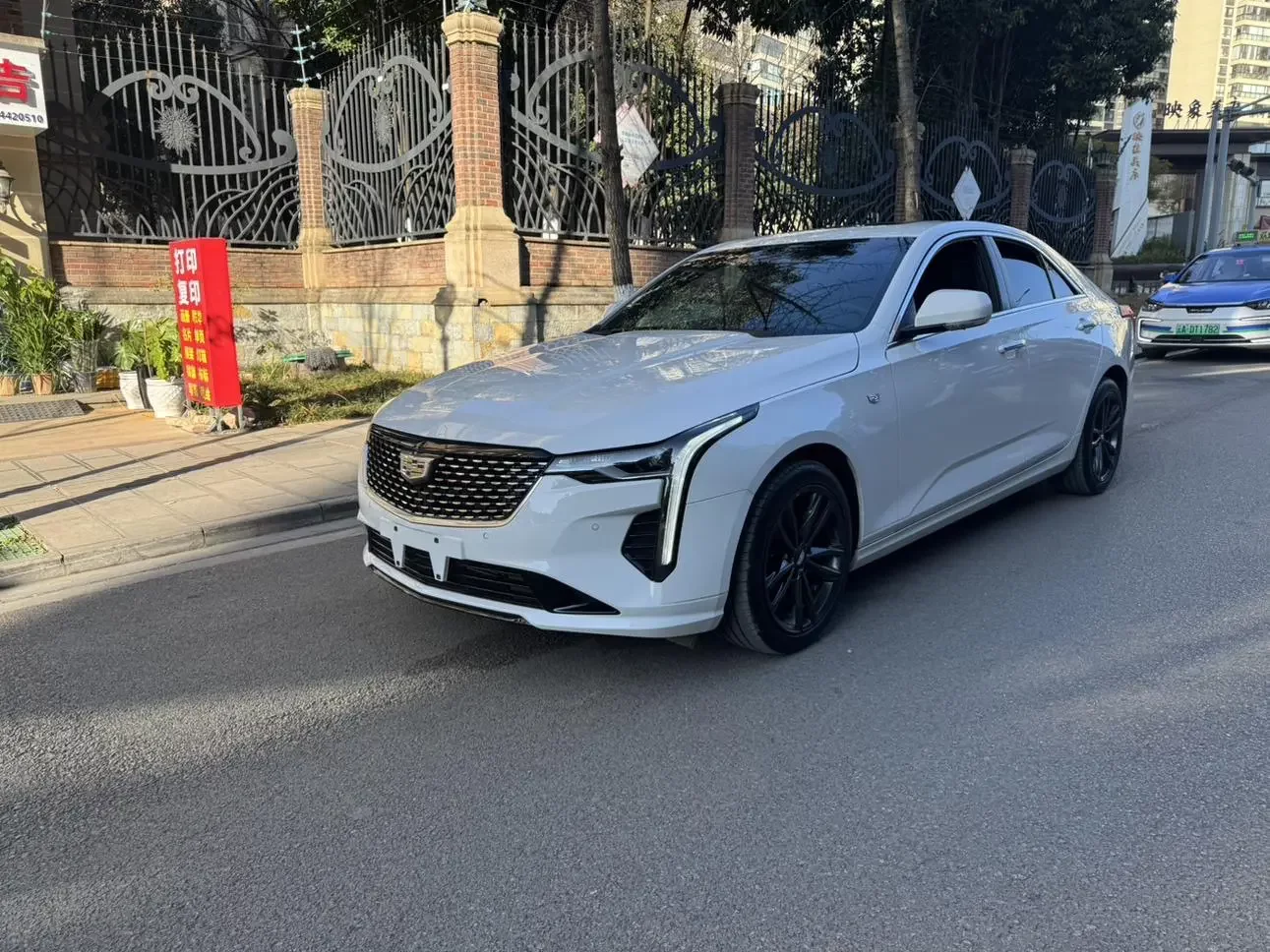 Cadillac CT4