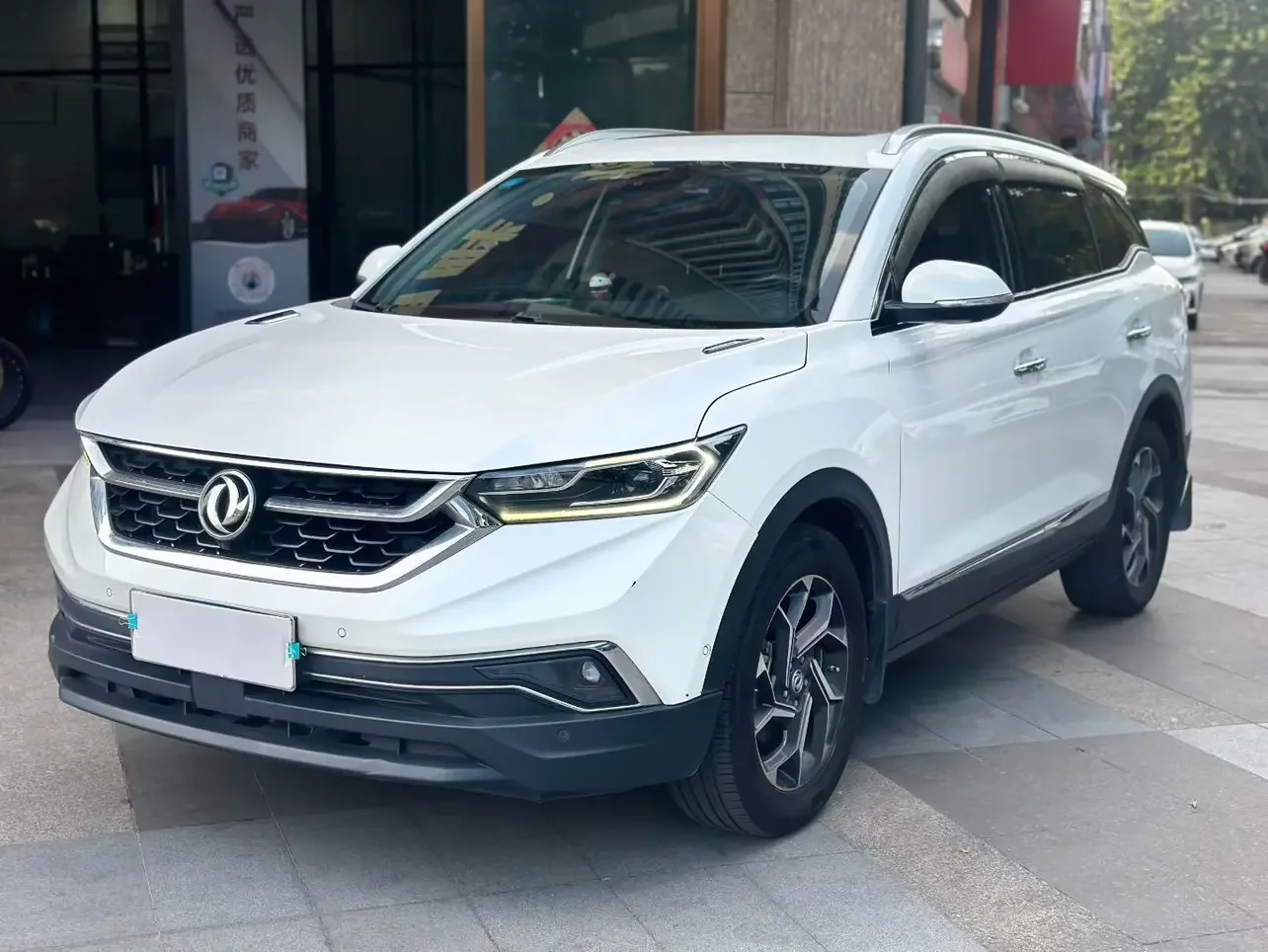 Dongfeng Fengshen AX7