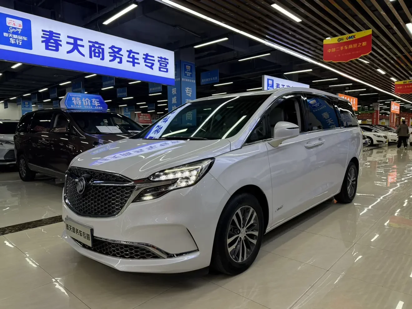 Buick GL8