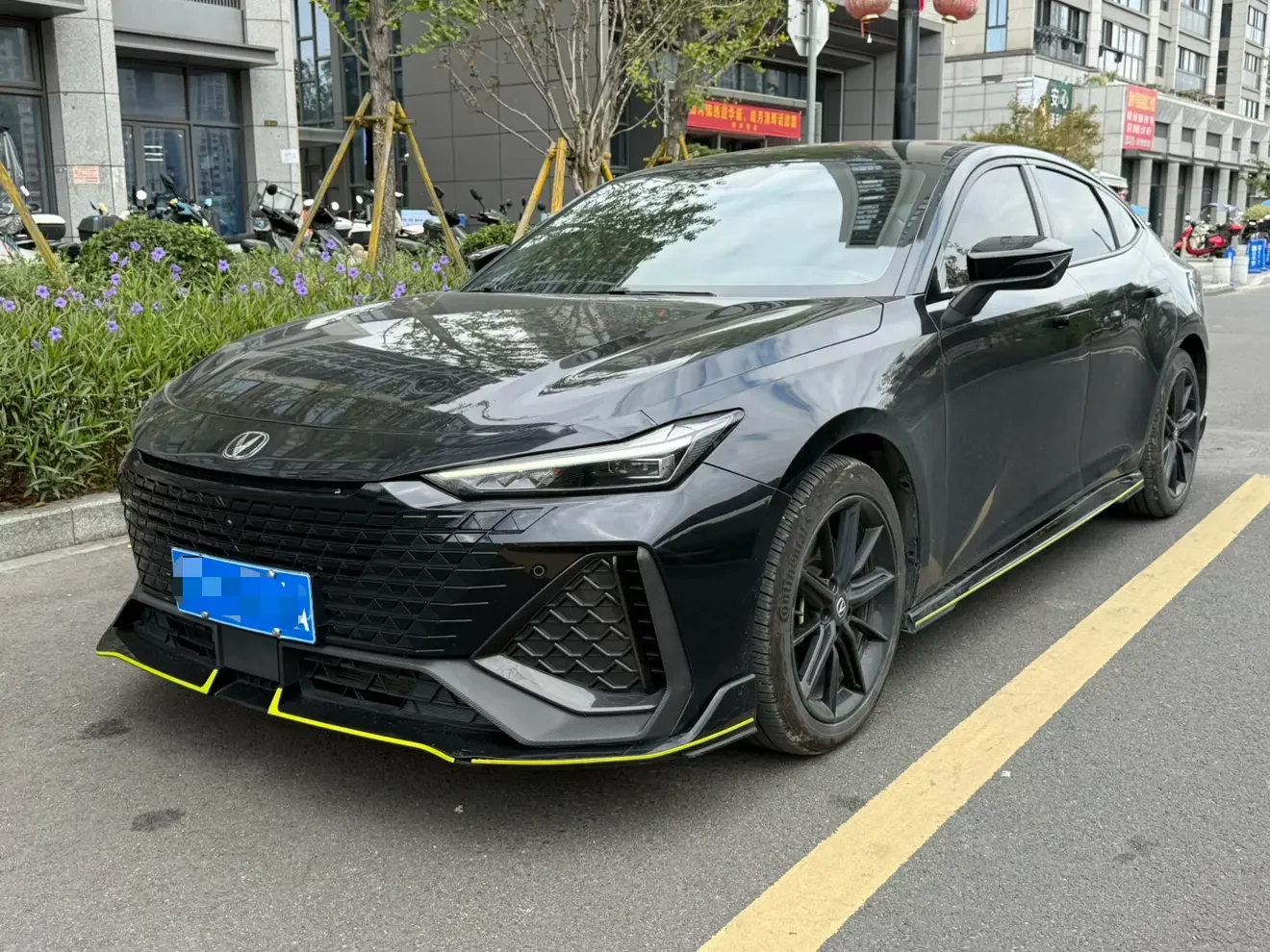 Changan UNI-V